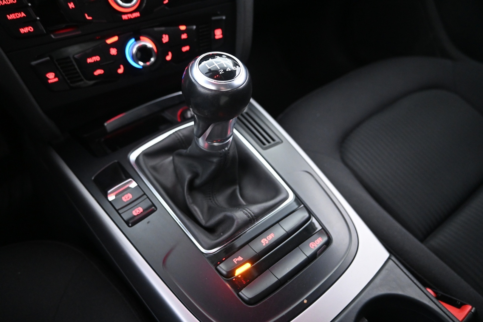 AUDI A4 2013