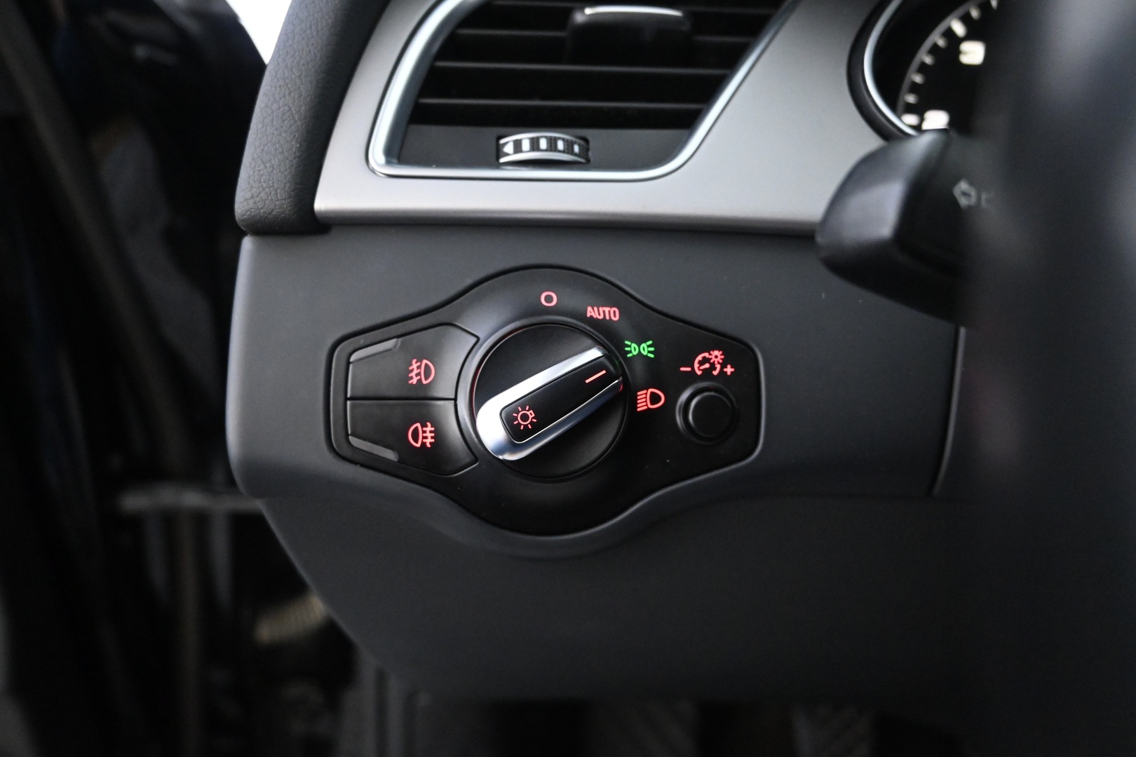 AUDI A4 2013
