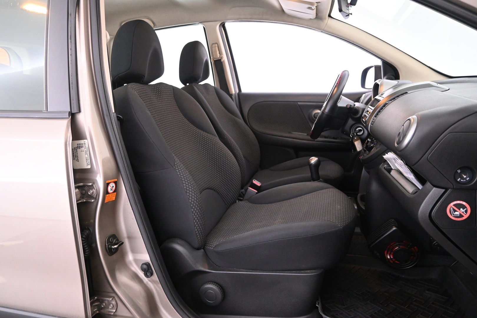 NISSAN Note 2006