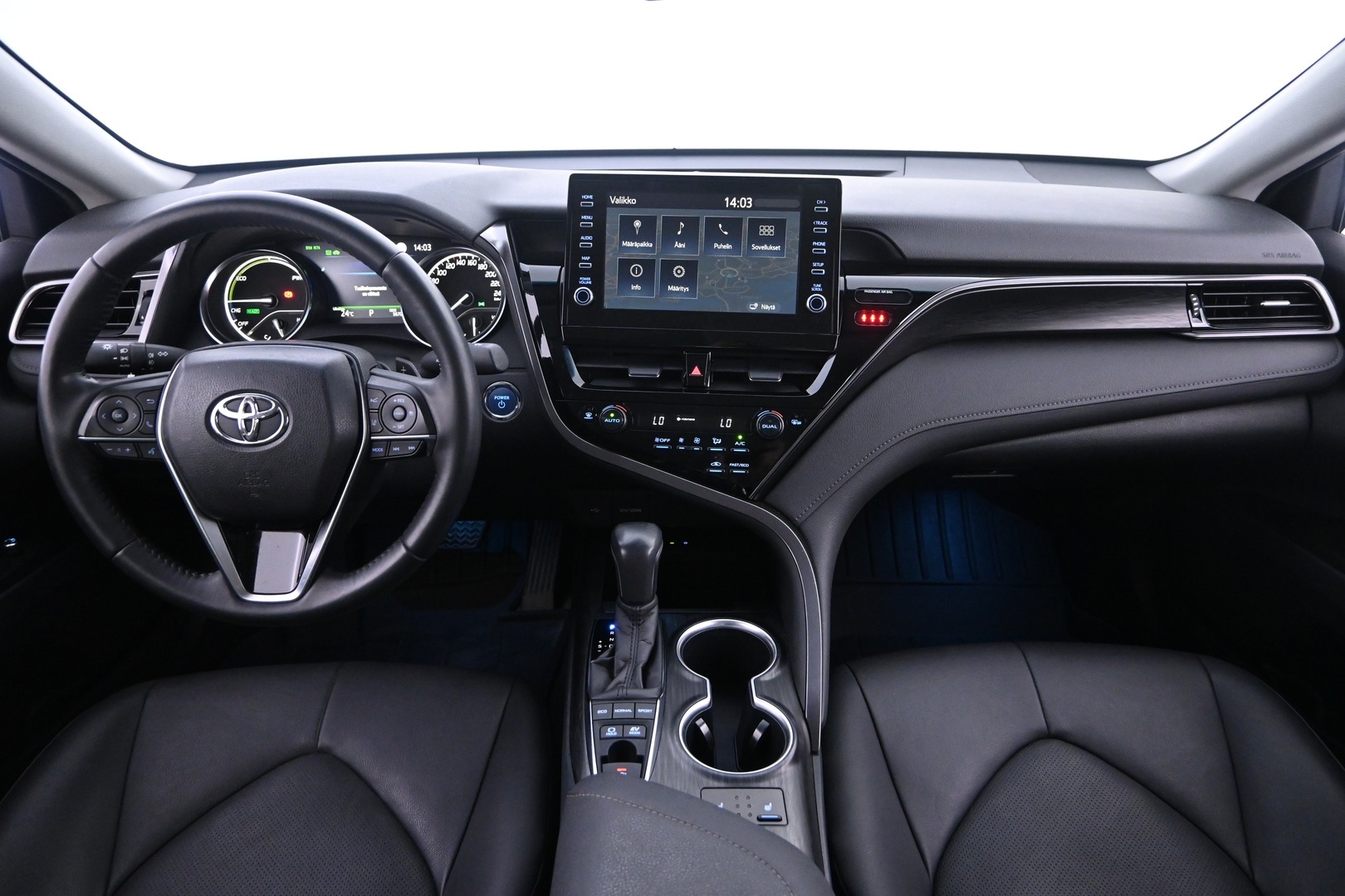 TOYOTA Camry 2024