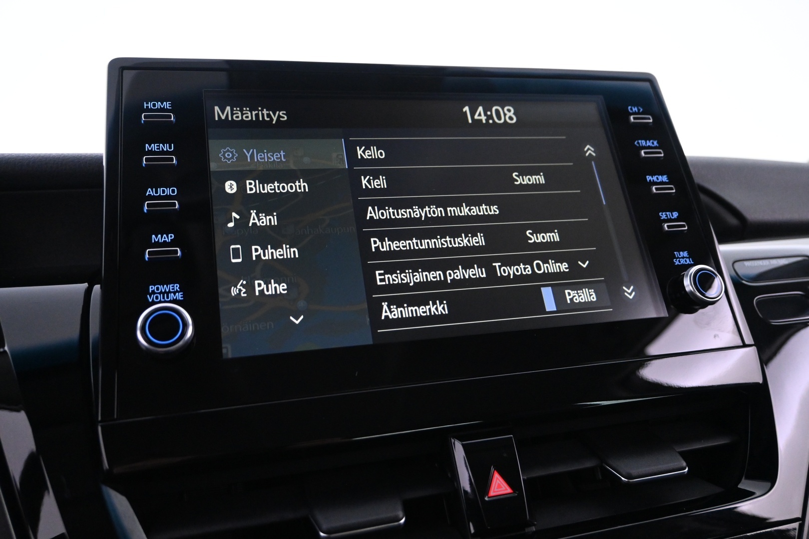 TOYOTA Camry 2024