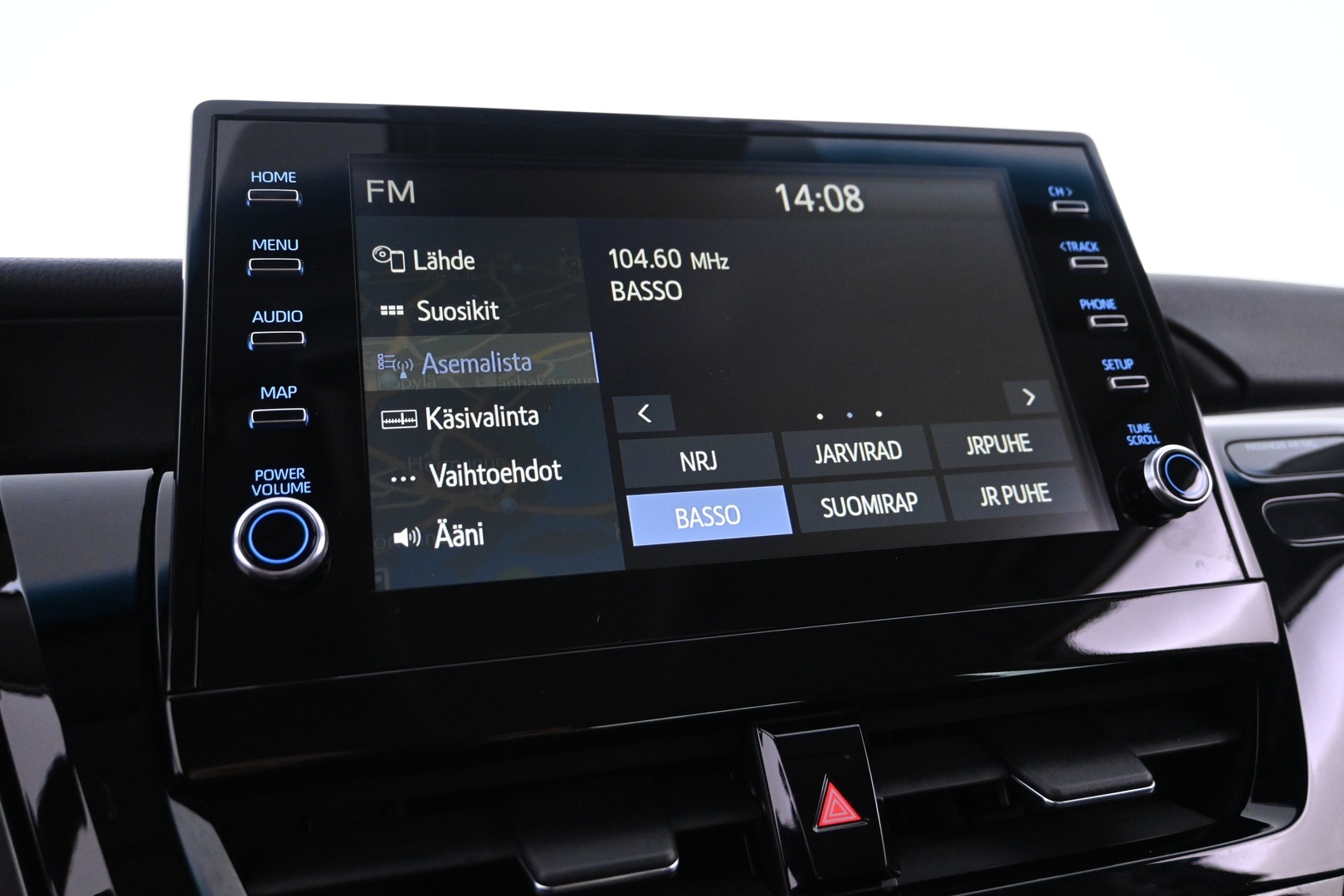 TOYOTA Camry 2024