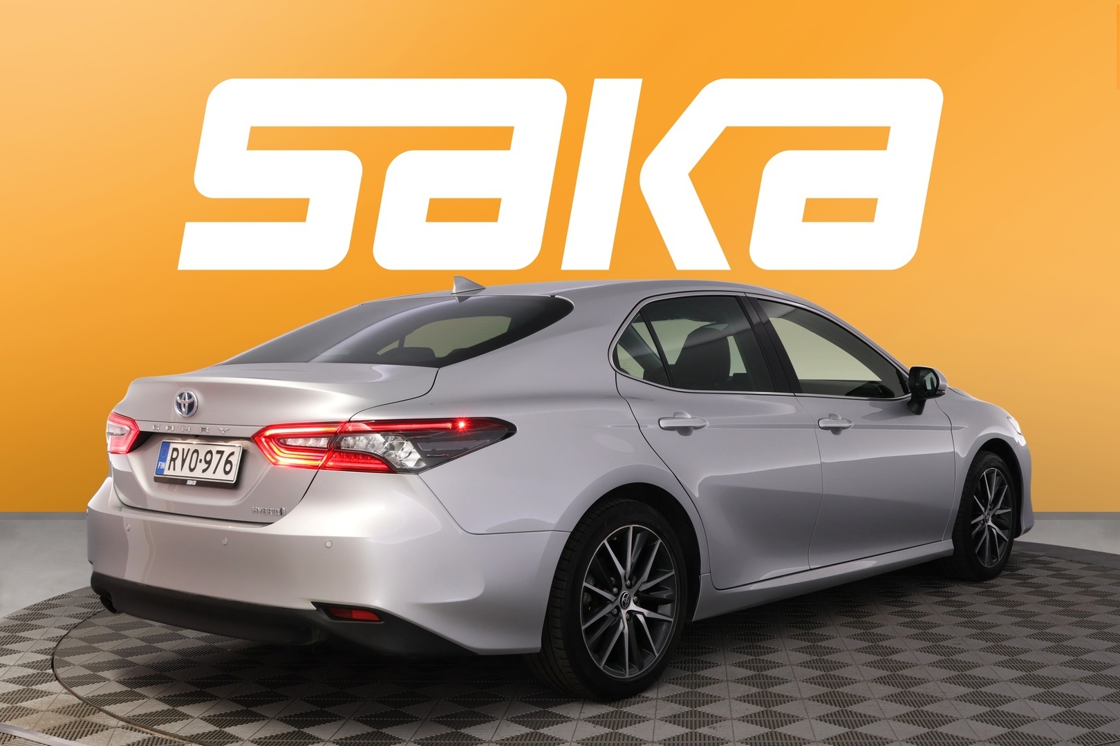 TOYOTA Camry 2024