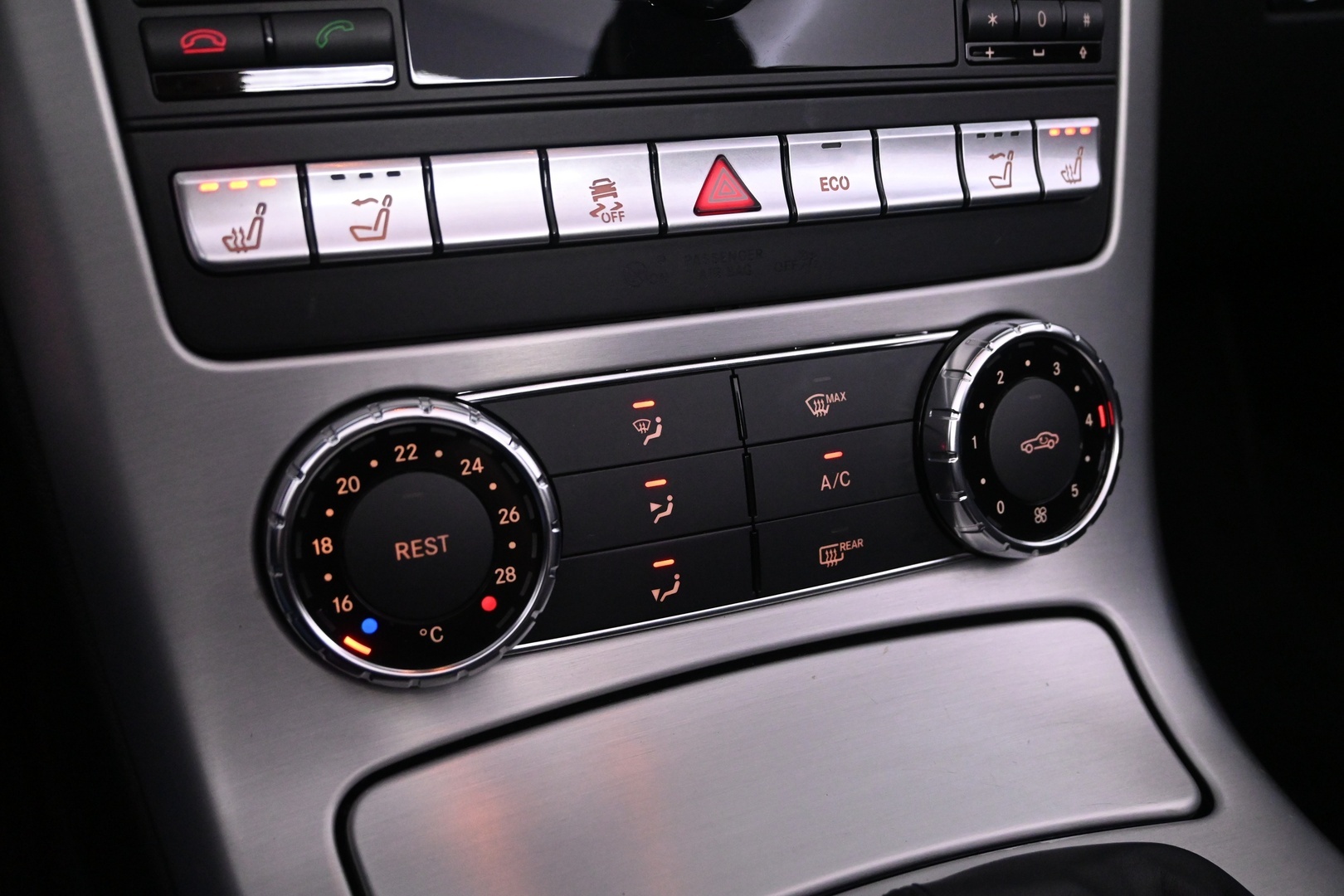 MERCEDES-BENZ SLK 2012