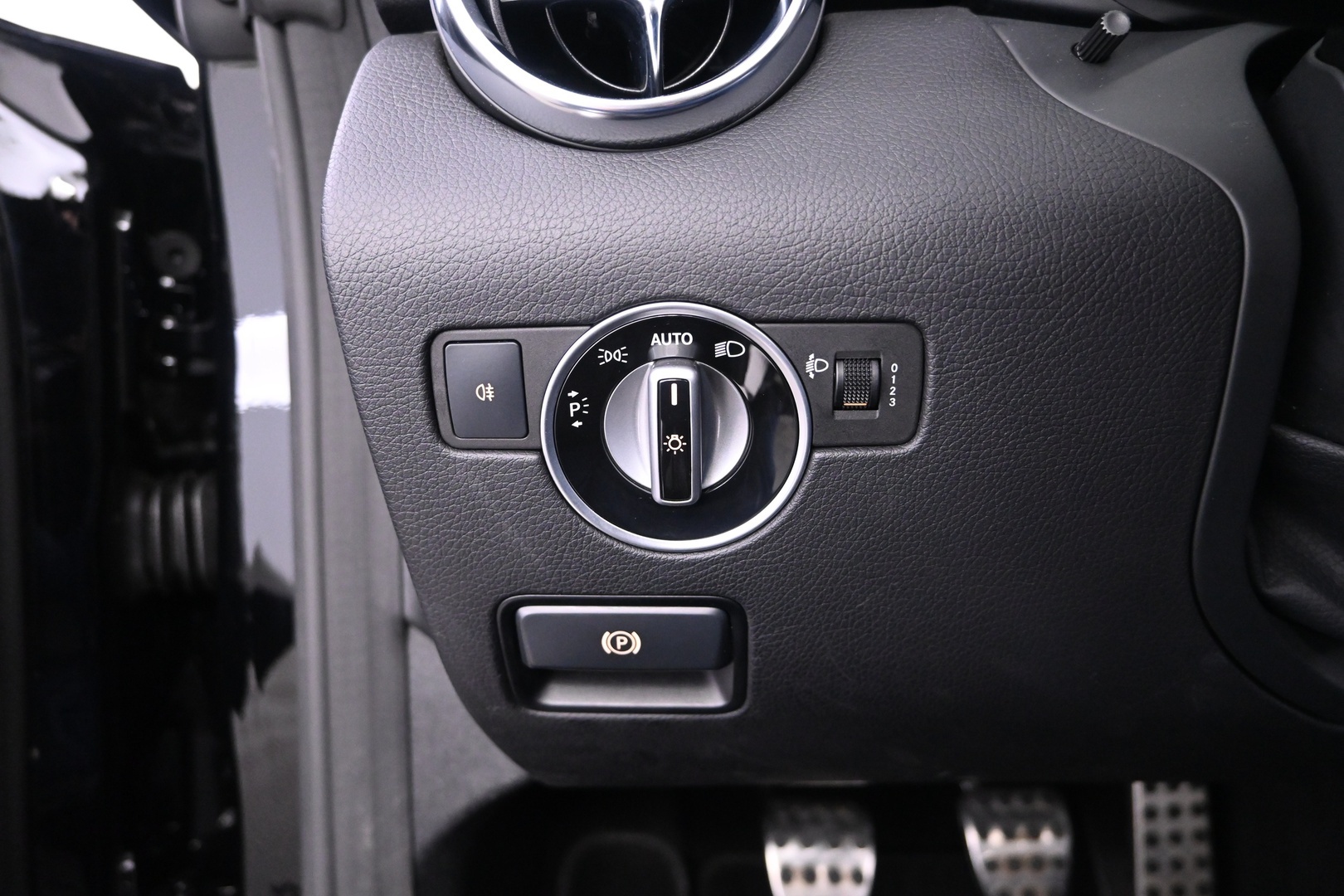 MERCEDES-BENZ SLK 2012