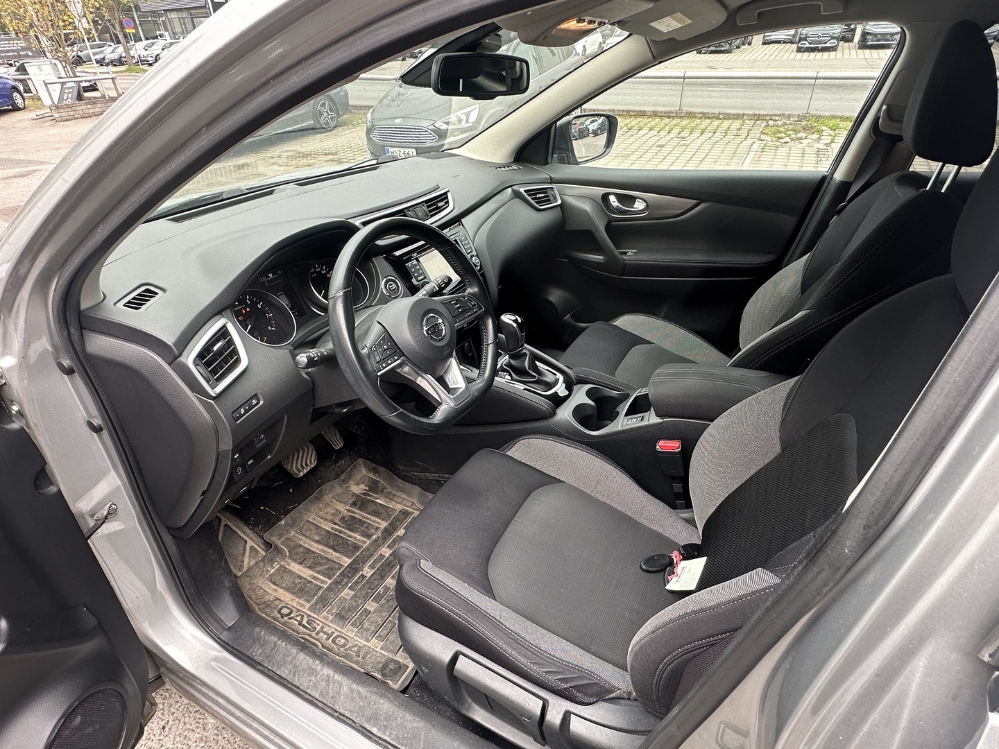 NISSAN Qashqai 2018