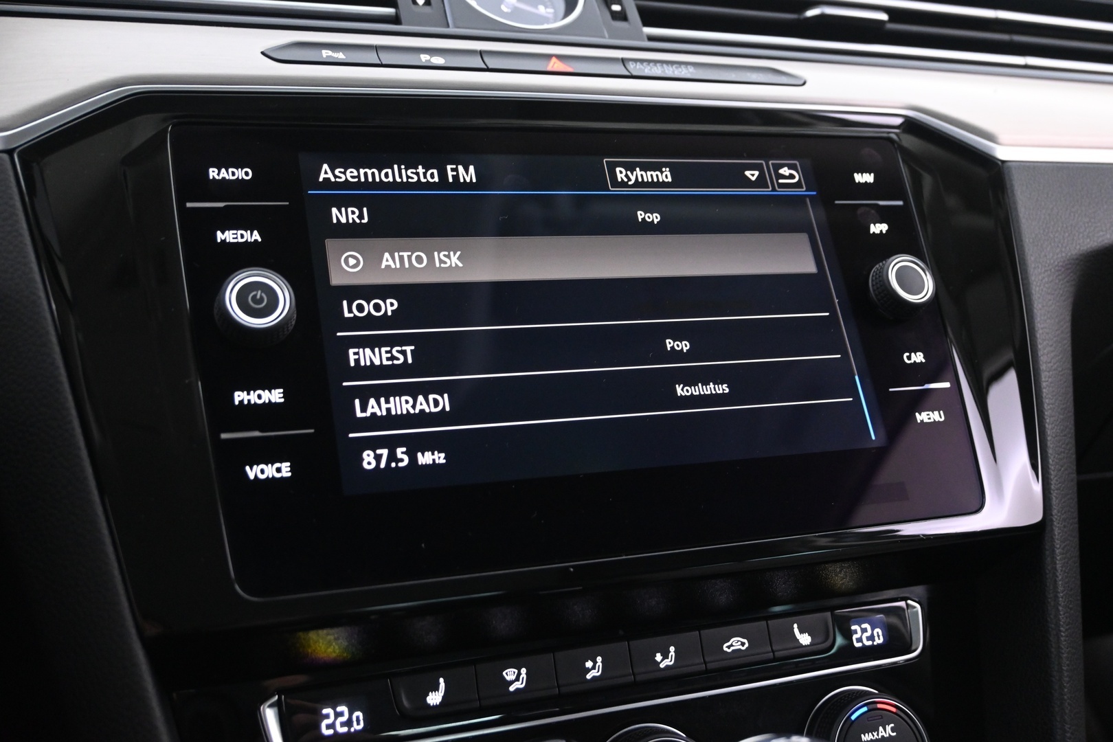 VOLKSWAGEN Passat 2018