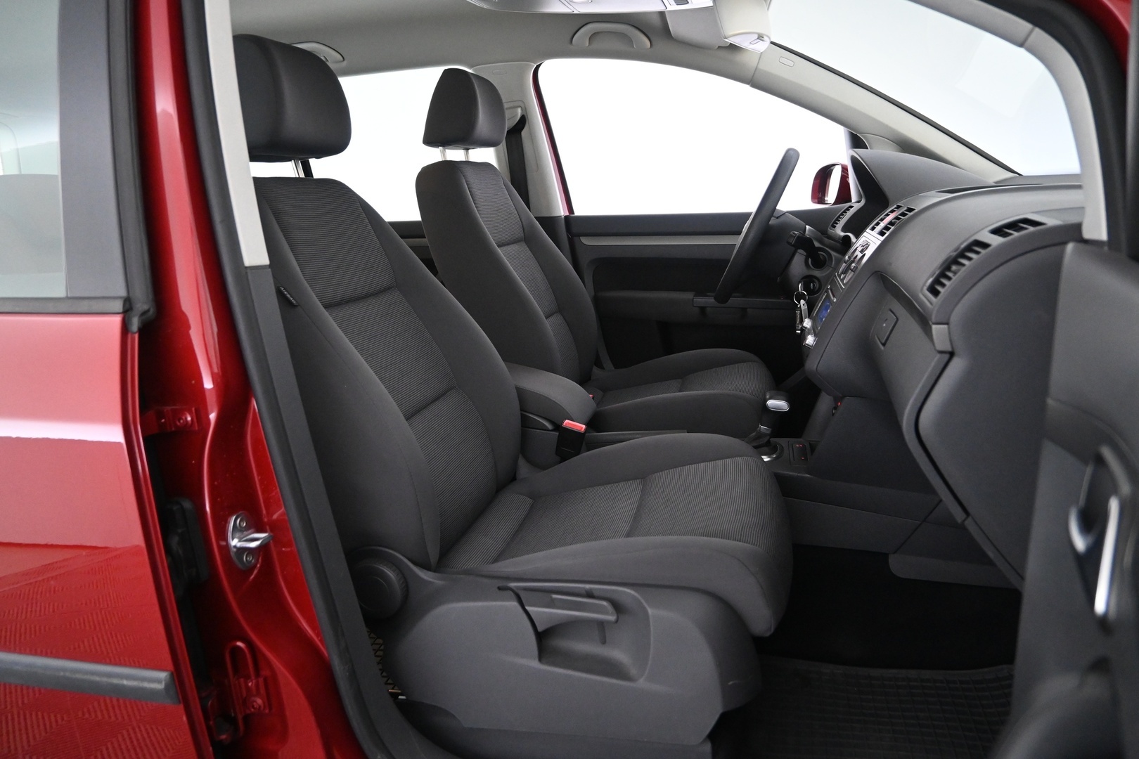 VOLKSWAGEN Touran 2007