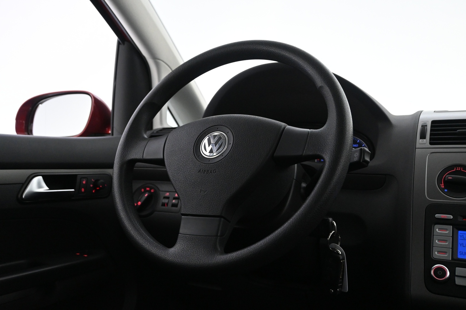 VOLKSWAGEN Touran 2007
