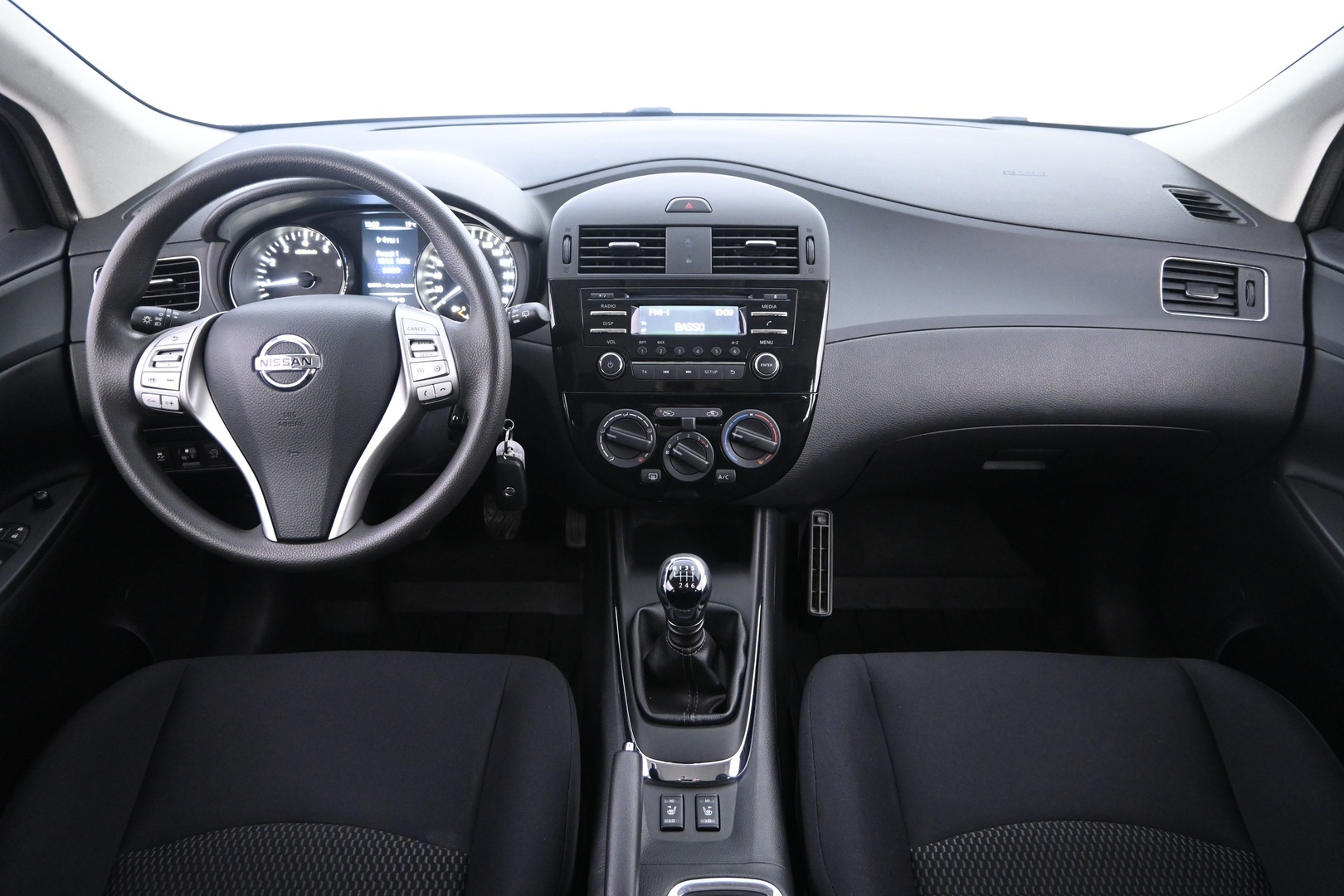 NISSAN Pulsar 2016