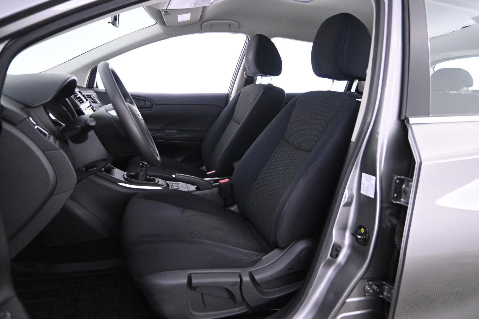 NISSAN Pulsar 2016