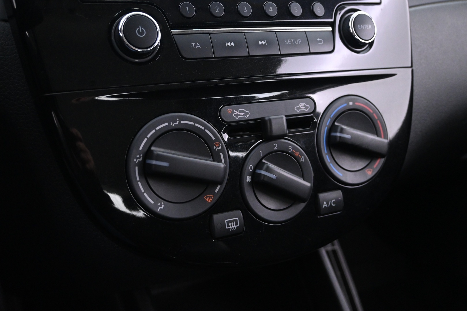 NISSAN Pulsar 2016