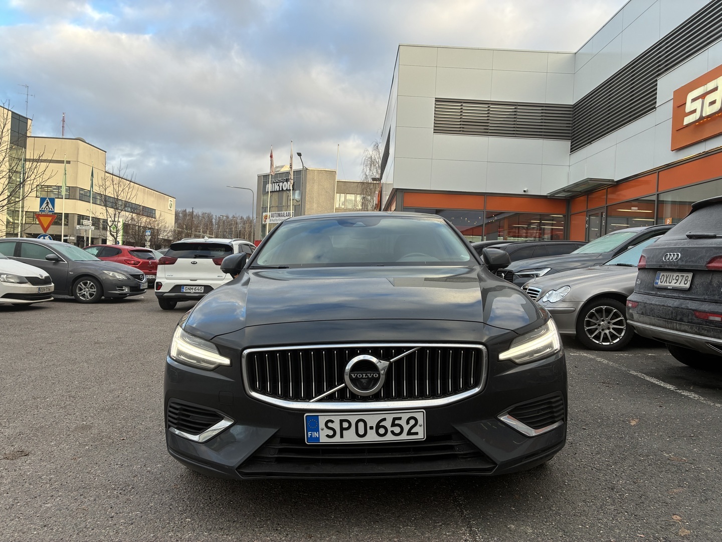 VOLVO S60 2019