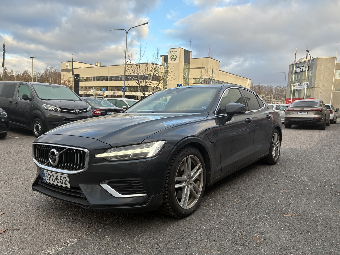 VOLVO S60 2019