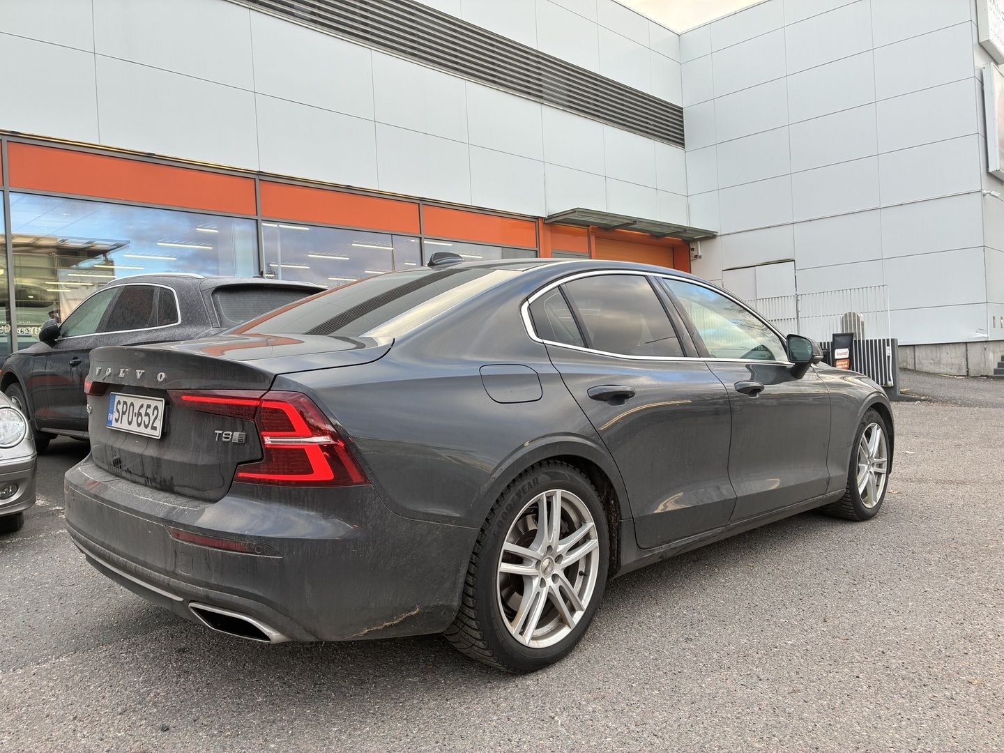 VOLVO S60 2019
