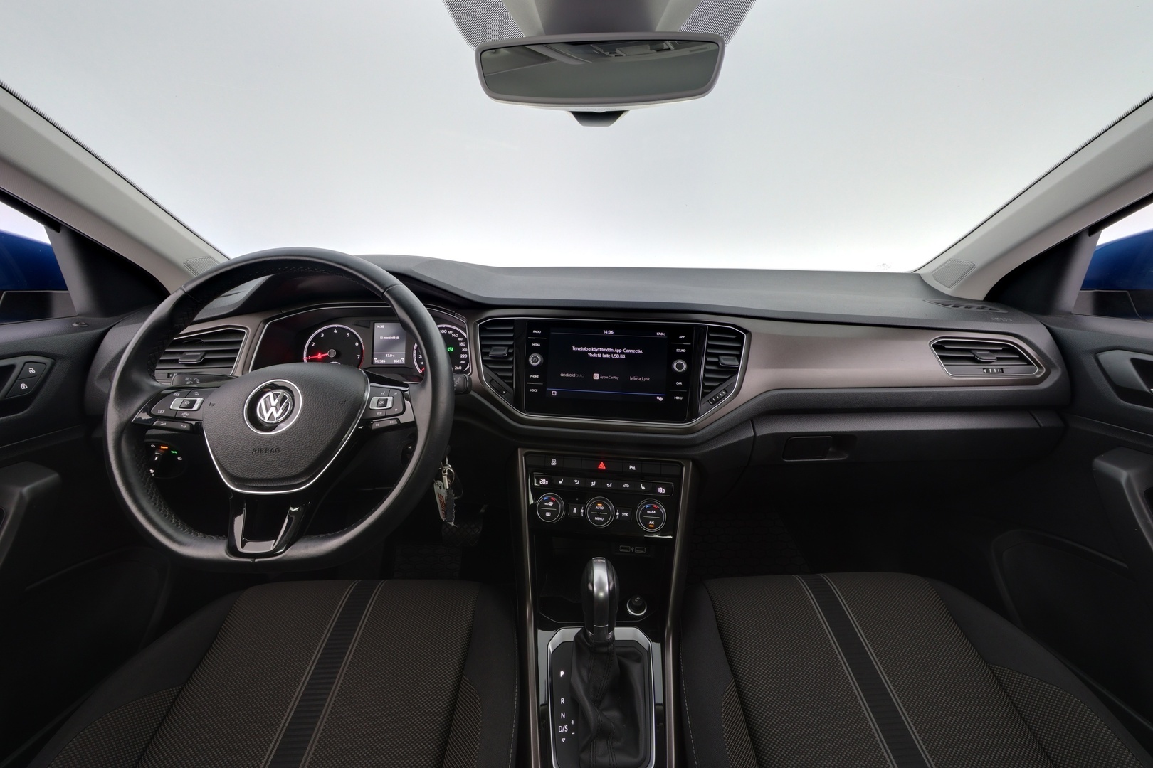 VOLKSWAGEN T-Roc 2019