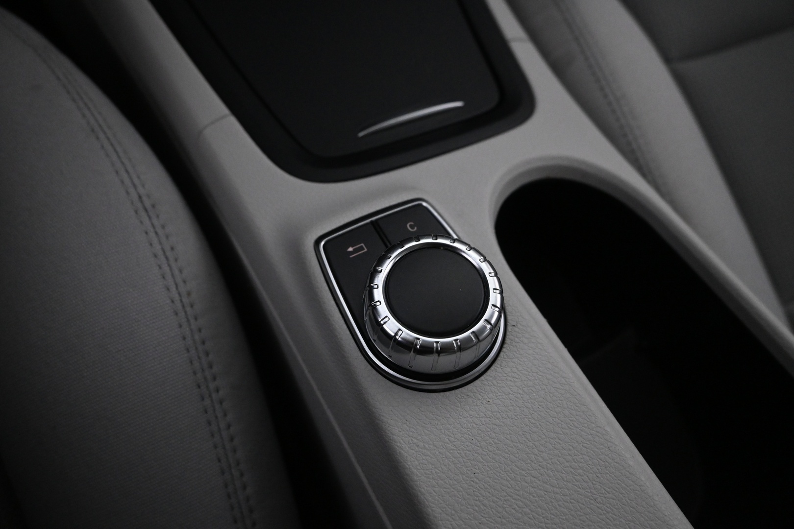 MERCEDES-BENZ B 2014