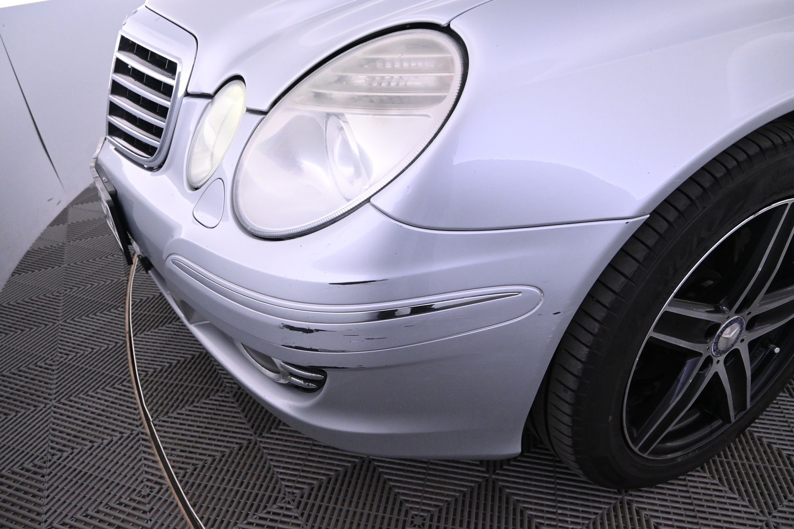 MERCEDES-BENZ E 2008