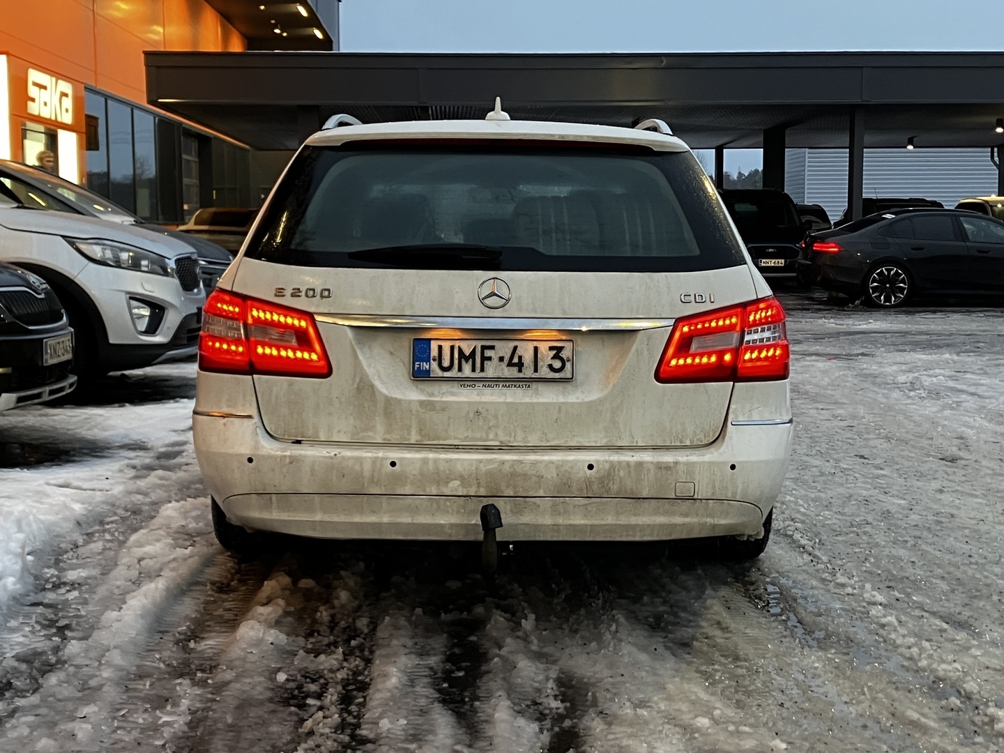 MERCEDES-BENZ E 2011