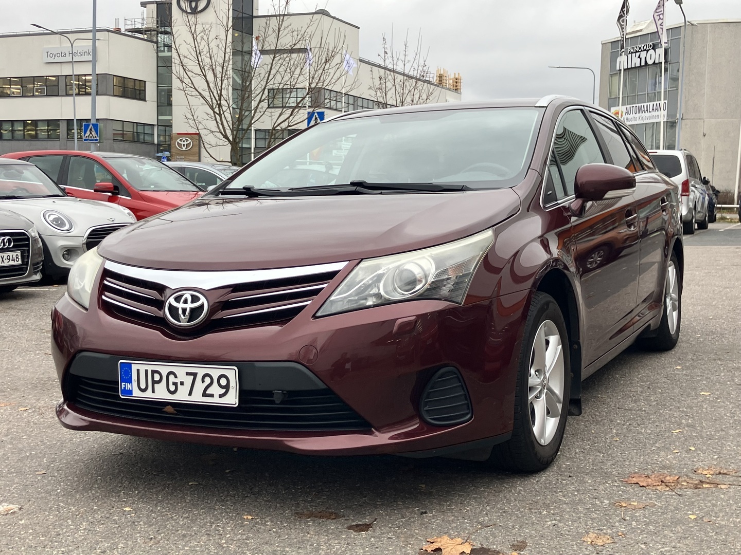 TOYOTA Avensis 2012