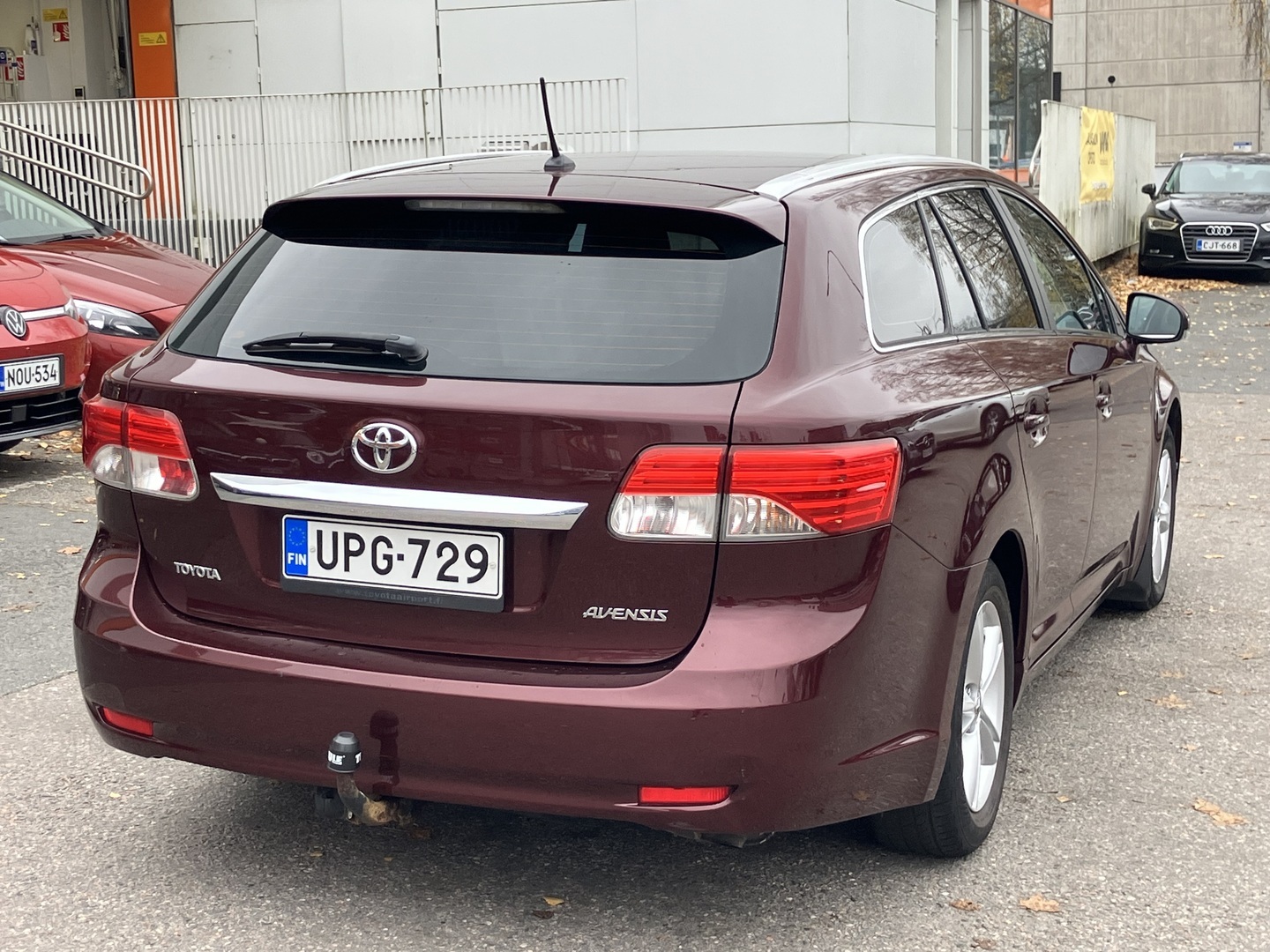 TOYOTA Avensis 2012