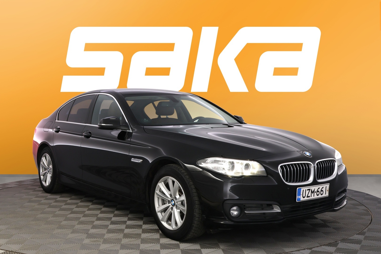 BMW 518 2016
