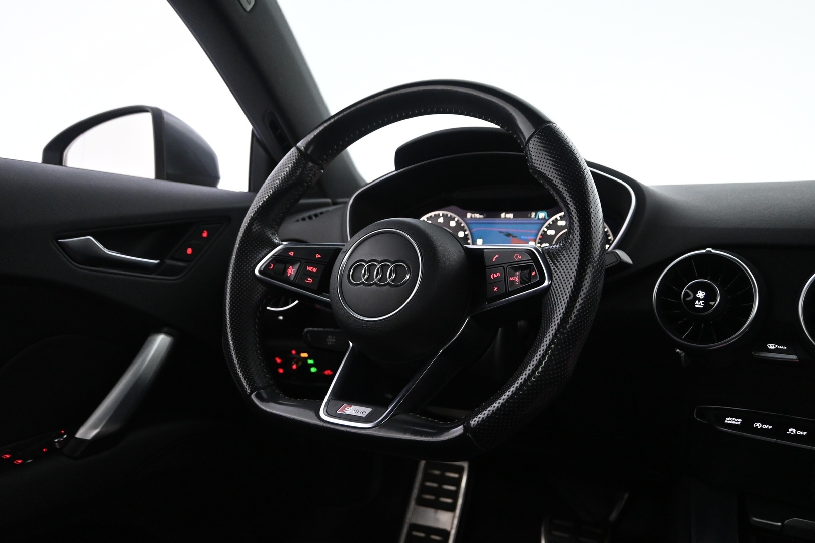 AUDI TT 2015