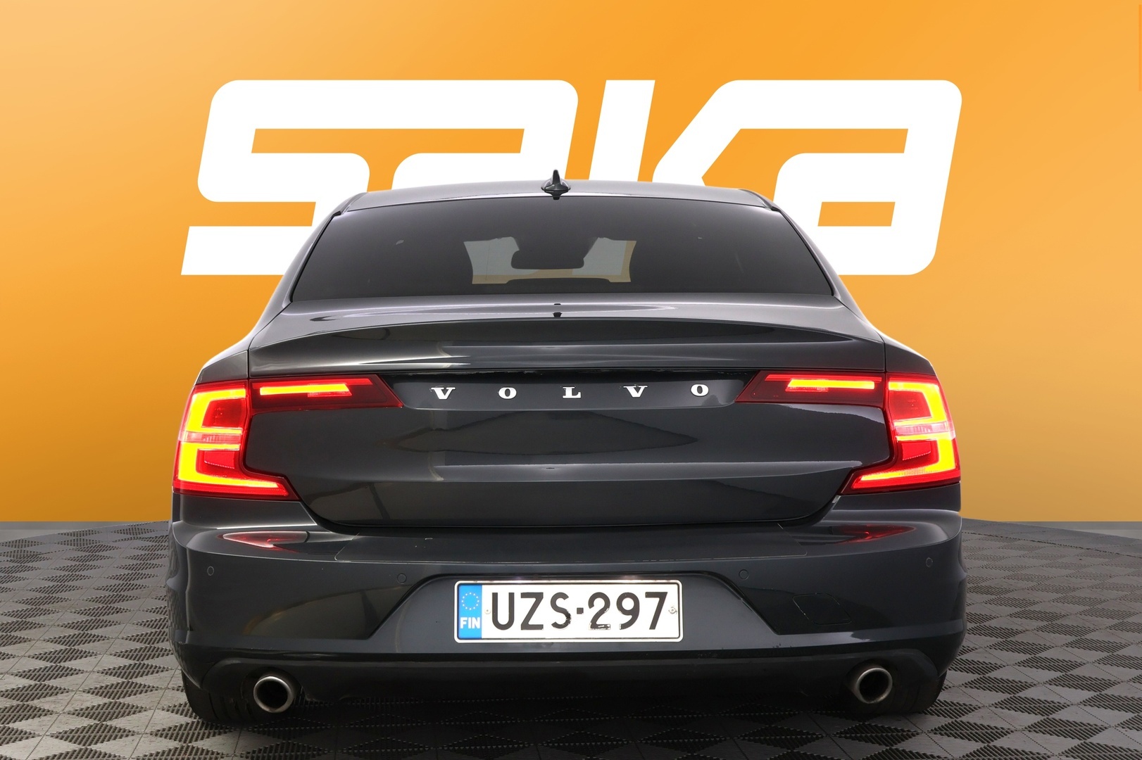 VOLVO S90 2017