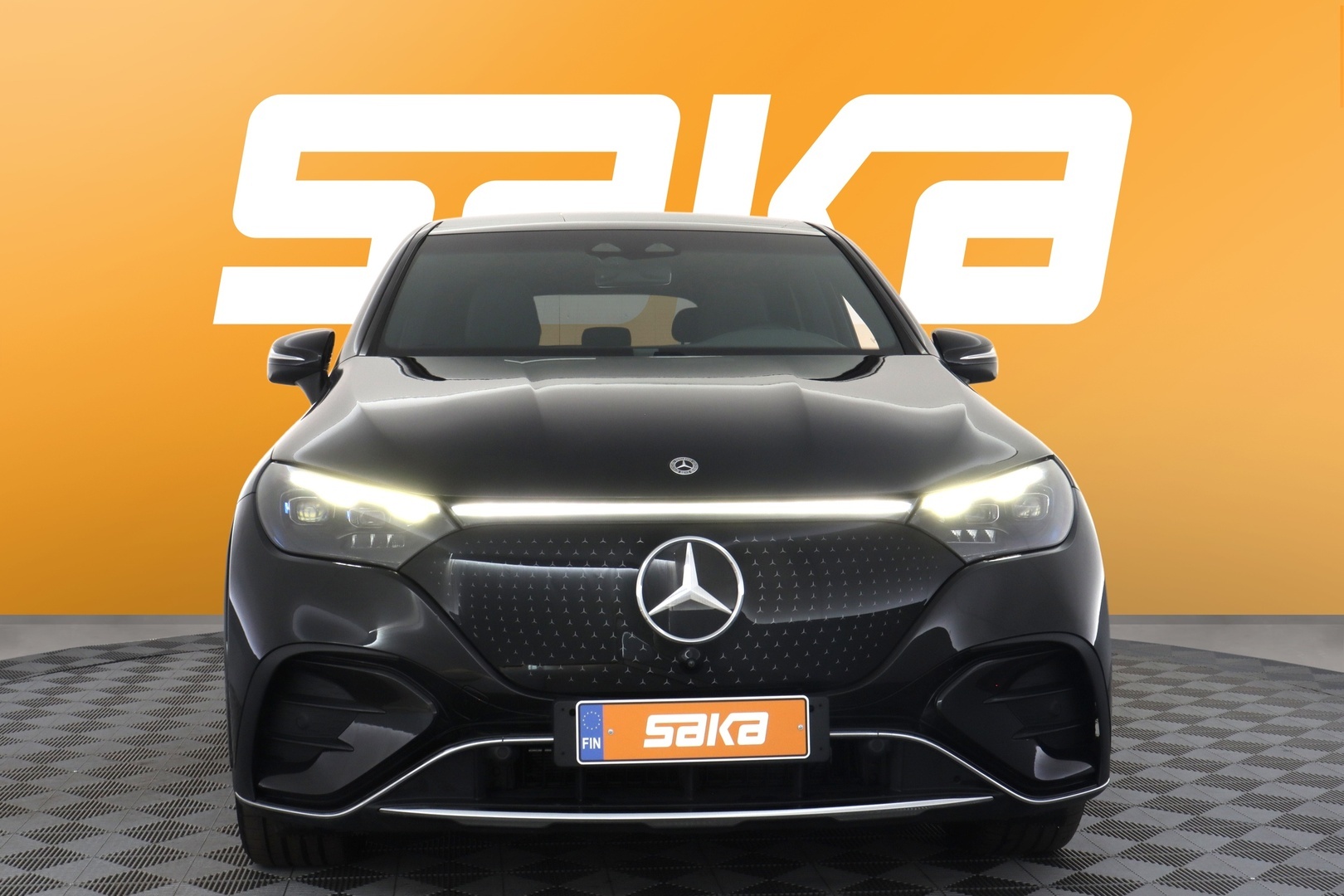 MERCEDES-BENZ EQE SUV 2025