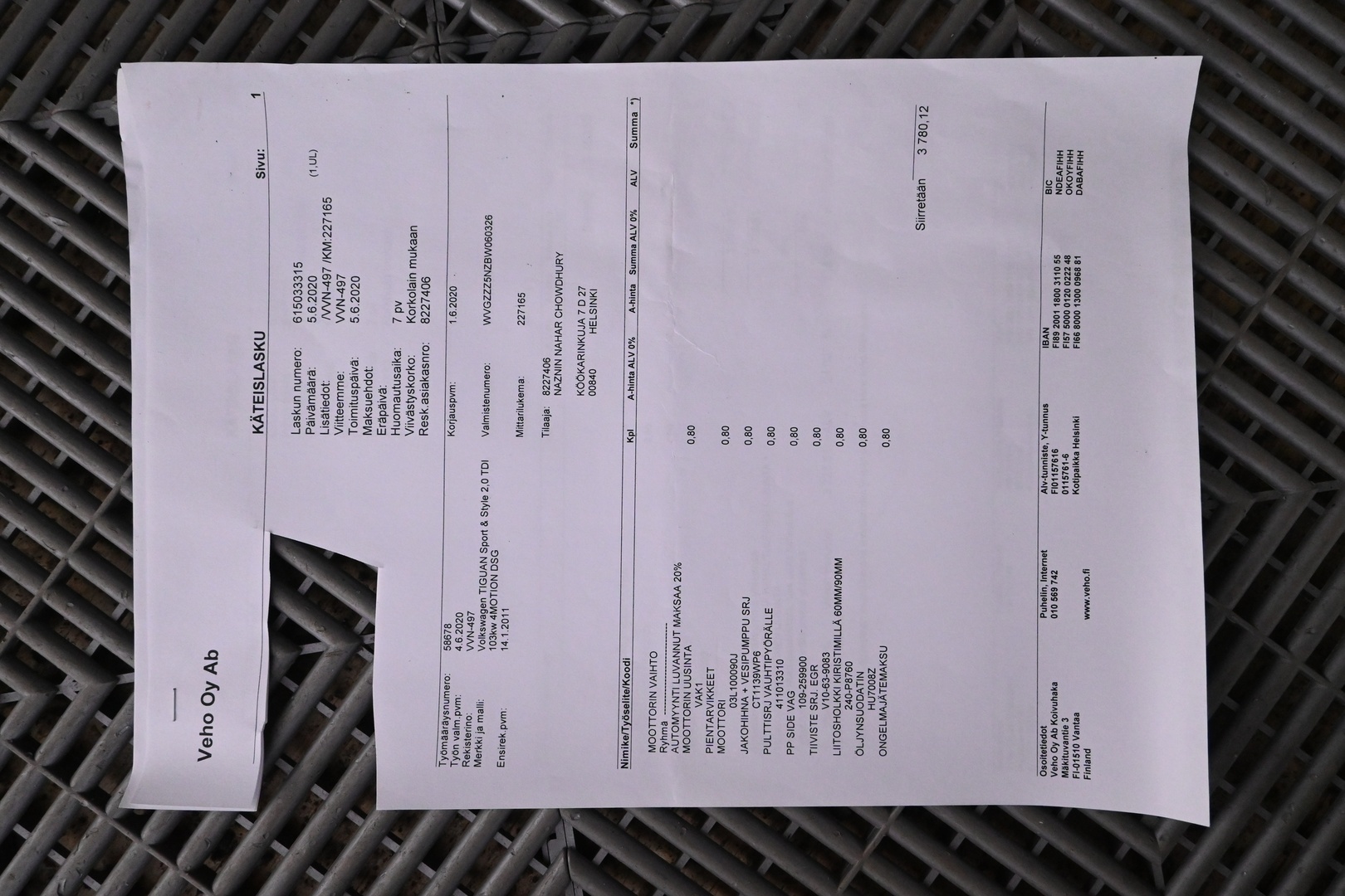 VOLKSWAGEN Tiguan 2011