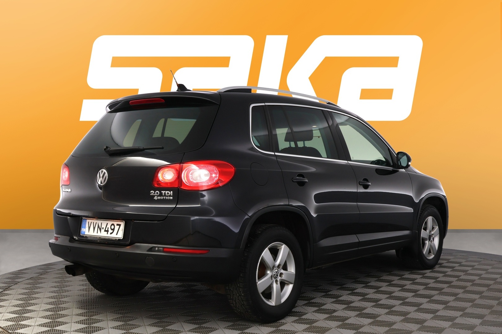 VOLKSWAGEN Tiguan 2011