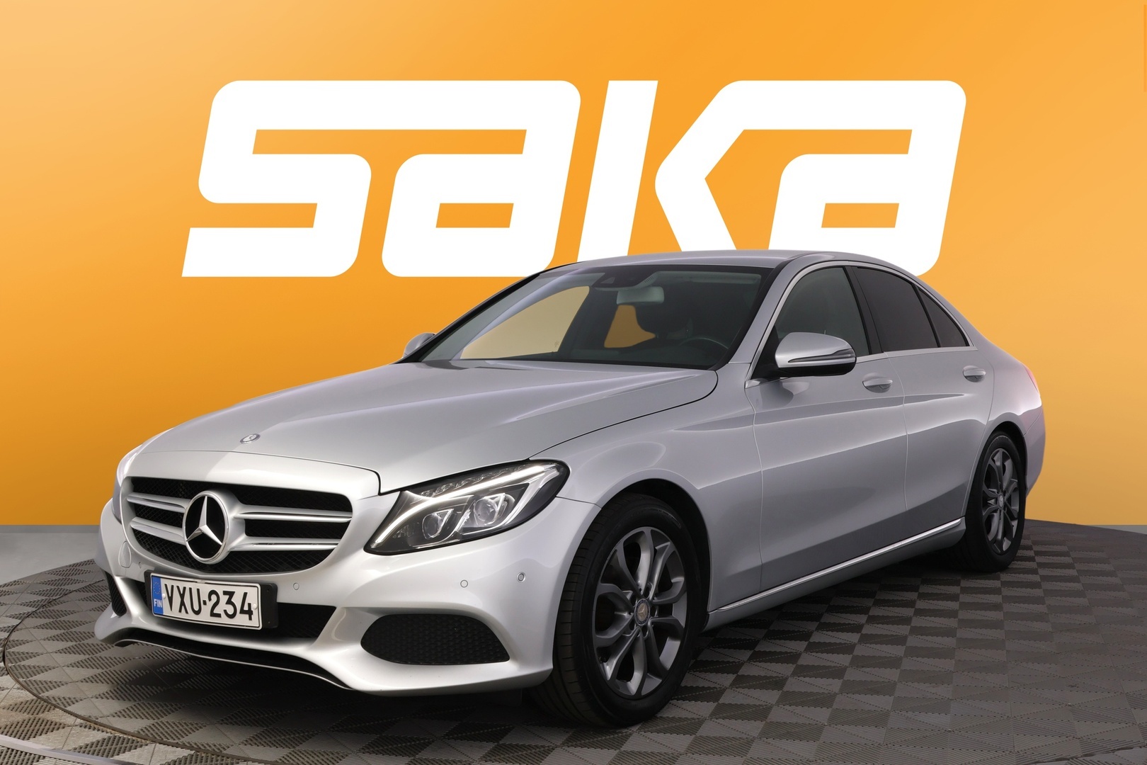MERCEDES-BENZ C 2016