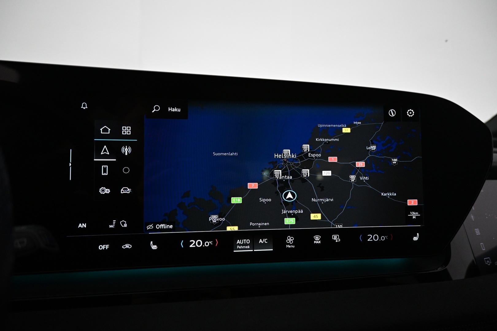 AUDI Q6 e-tron 2024