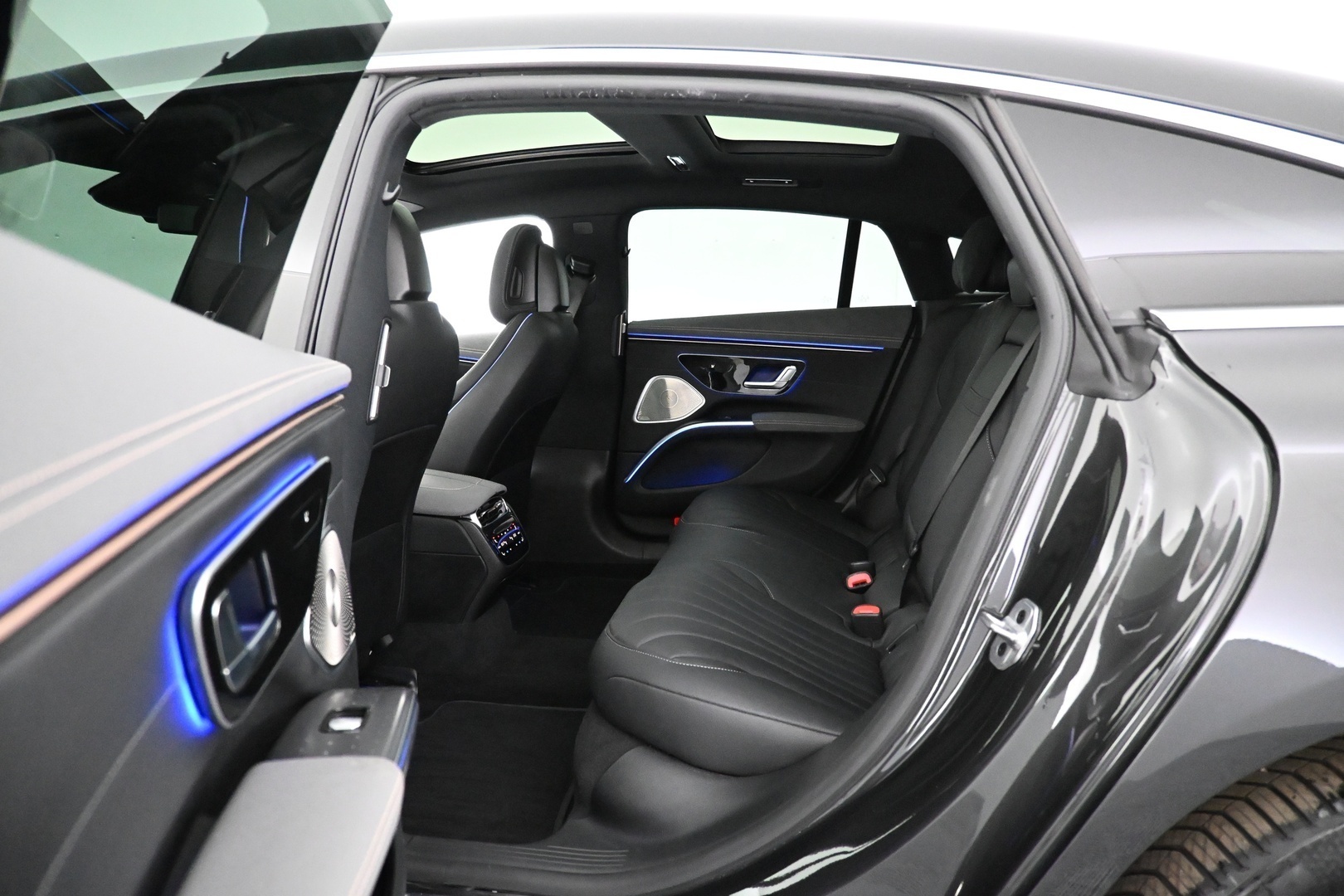 MERCEDES-BENZ EQS 2022