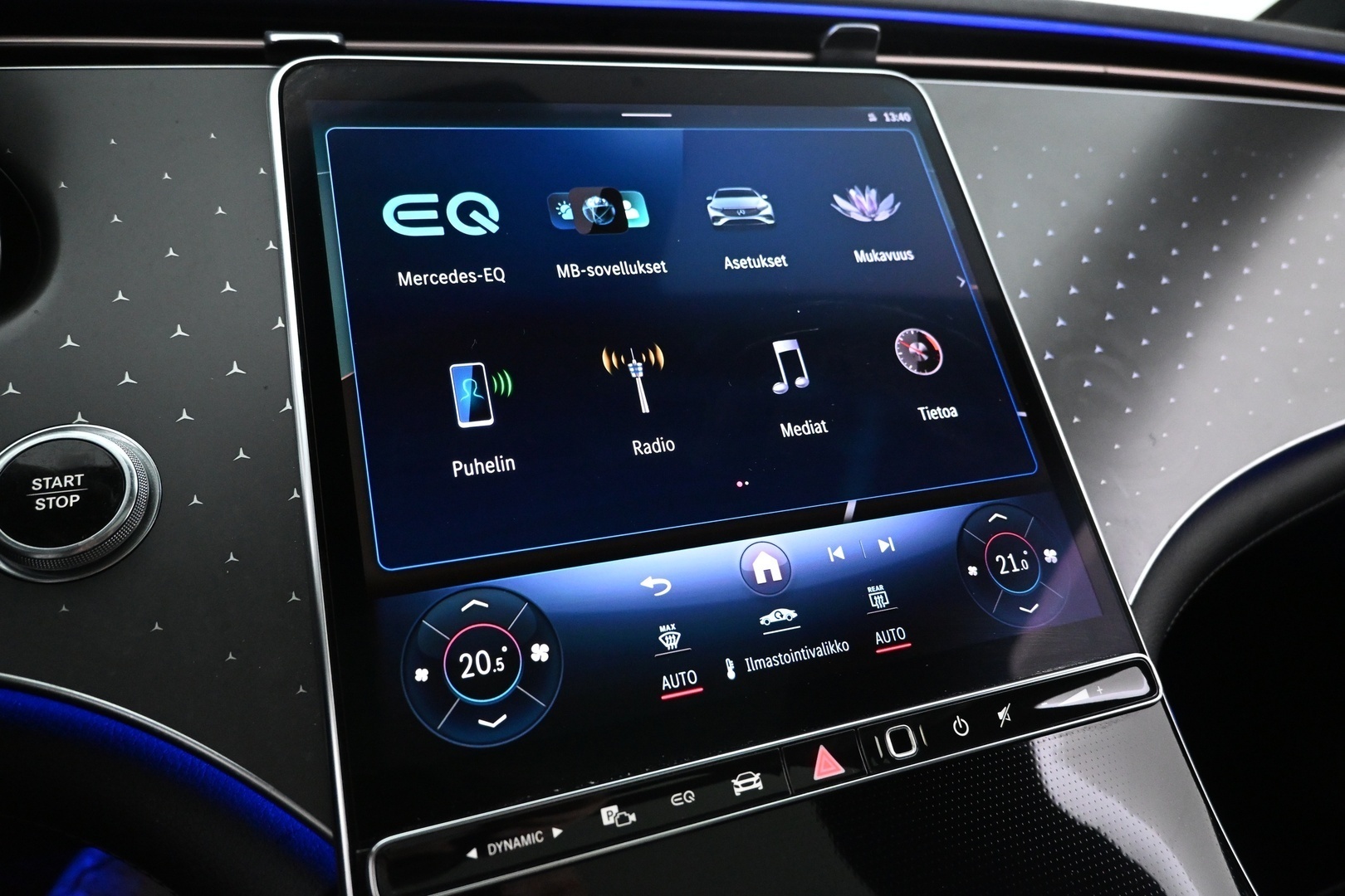 MERCEDES-BENZ EQS 2022