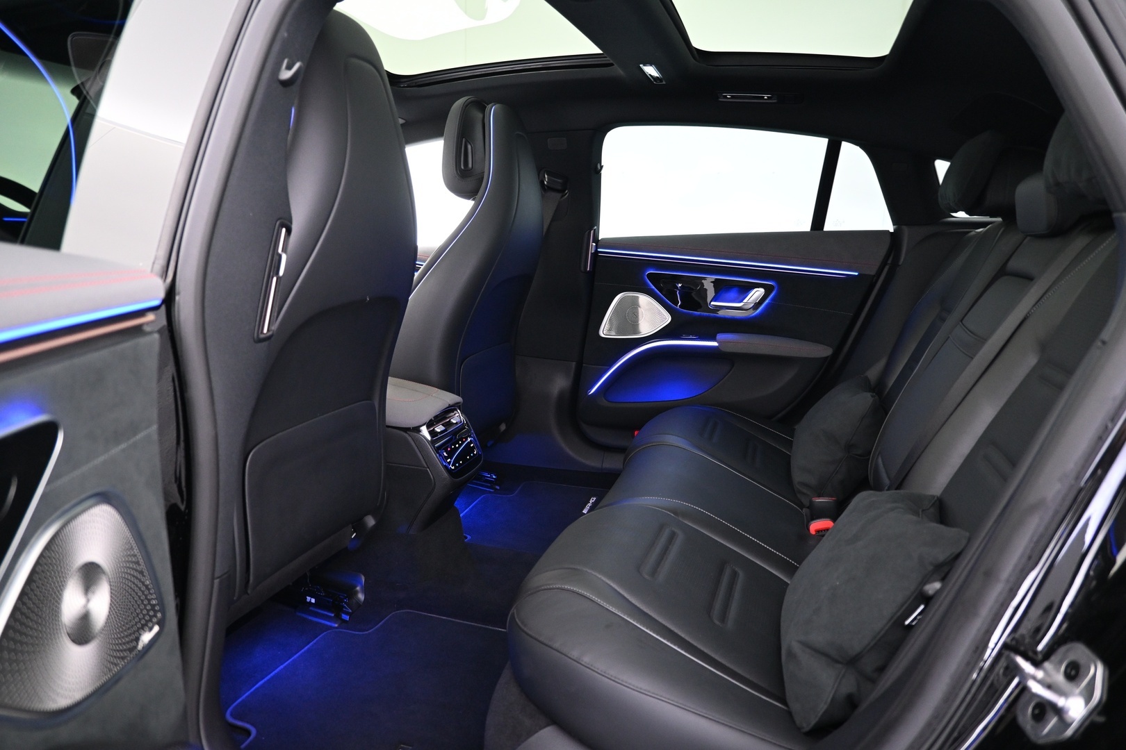 MERCEDES-BENZ EQS 2022