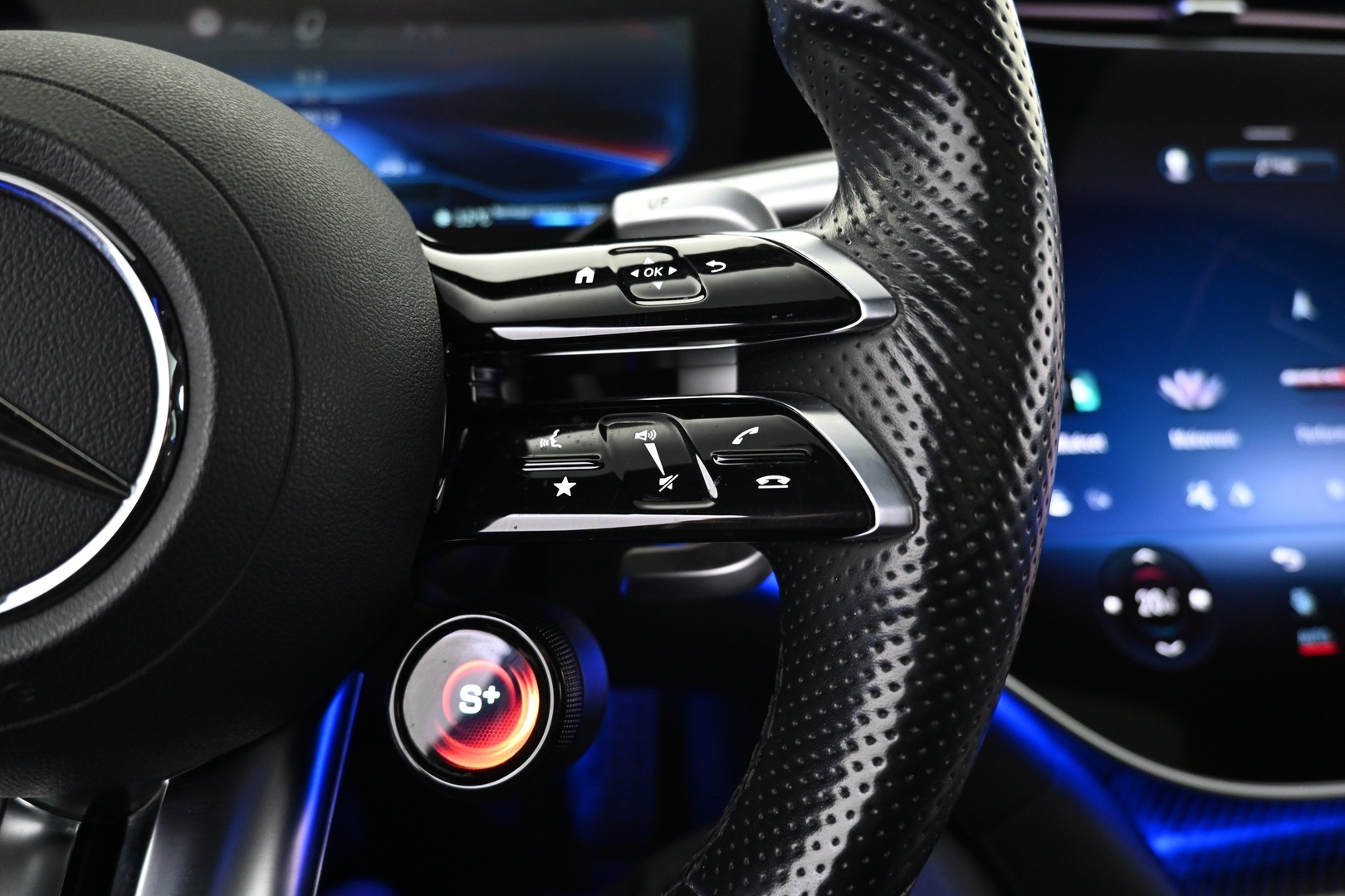 MERCEDES-BENZ EQS 2022