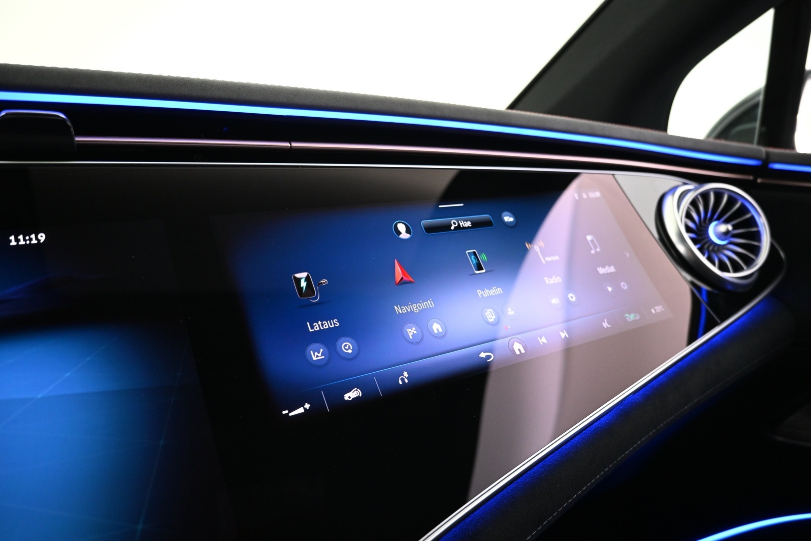 MERCEDES-BENZ EQS 2022