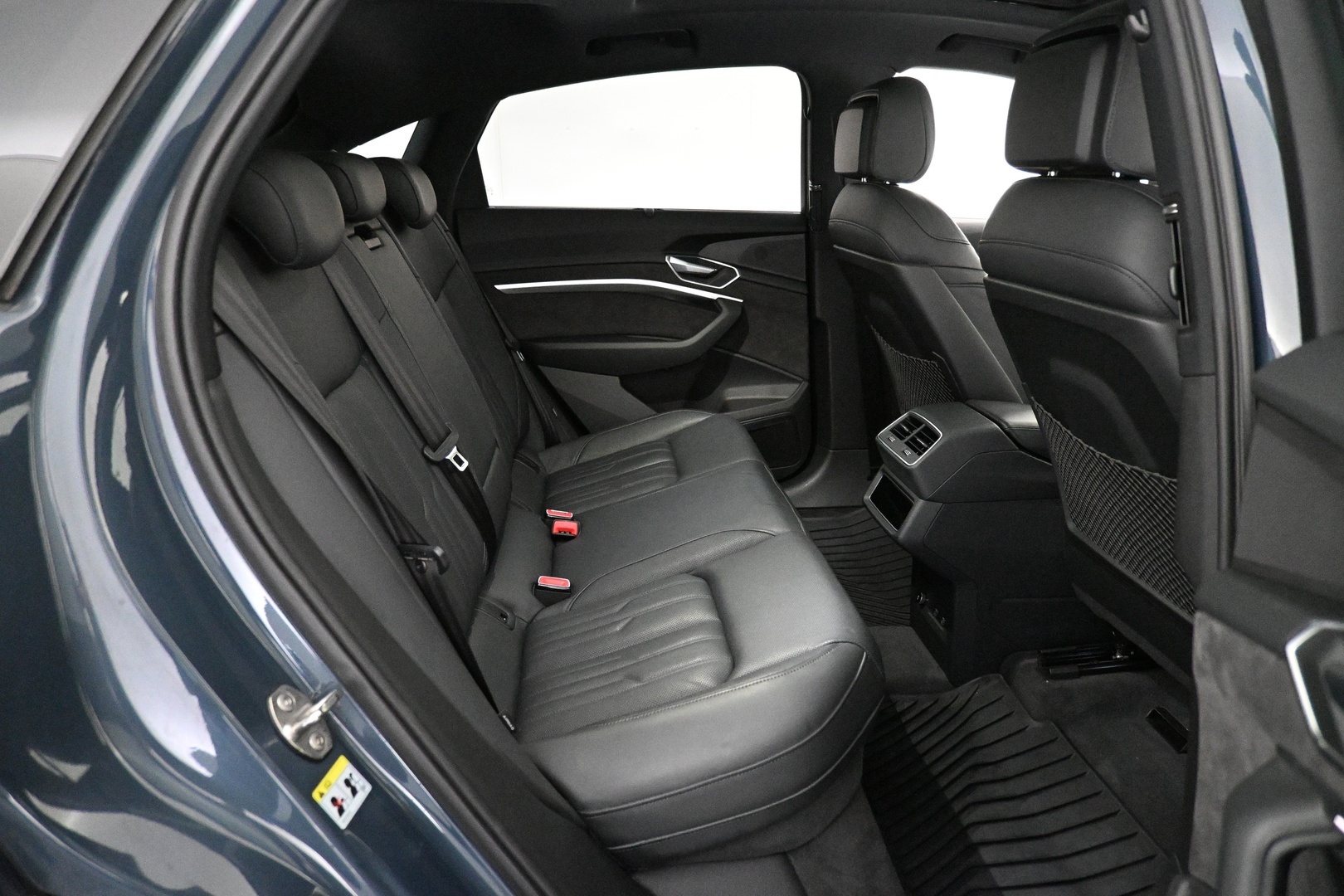 AUDI e-tron 2021