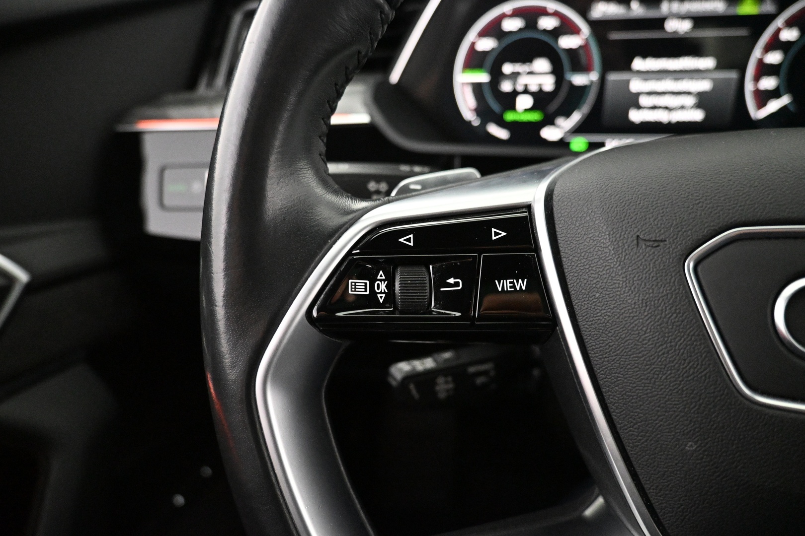 AUDI e-tron 2021