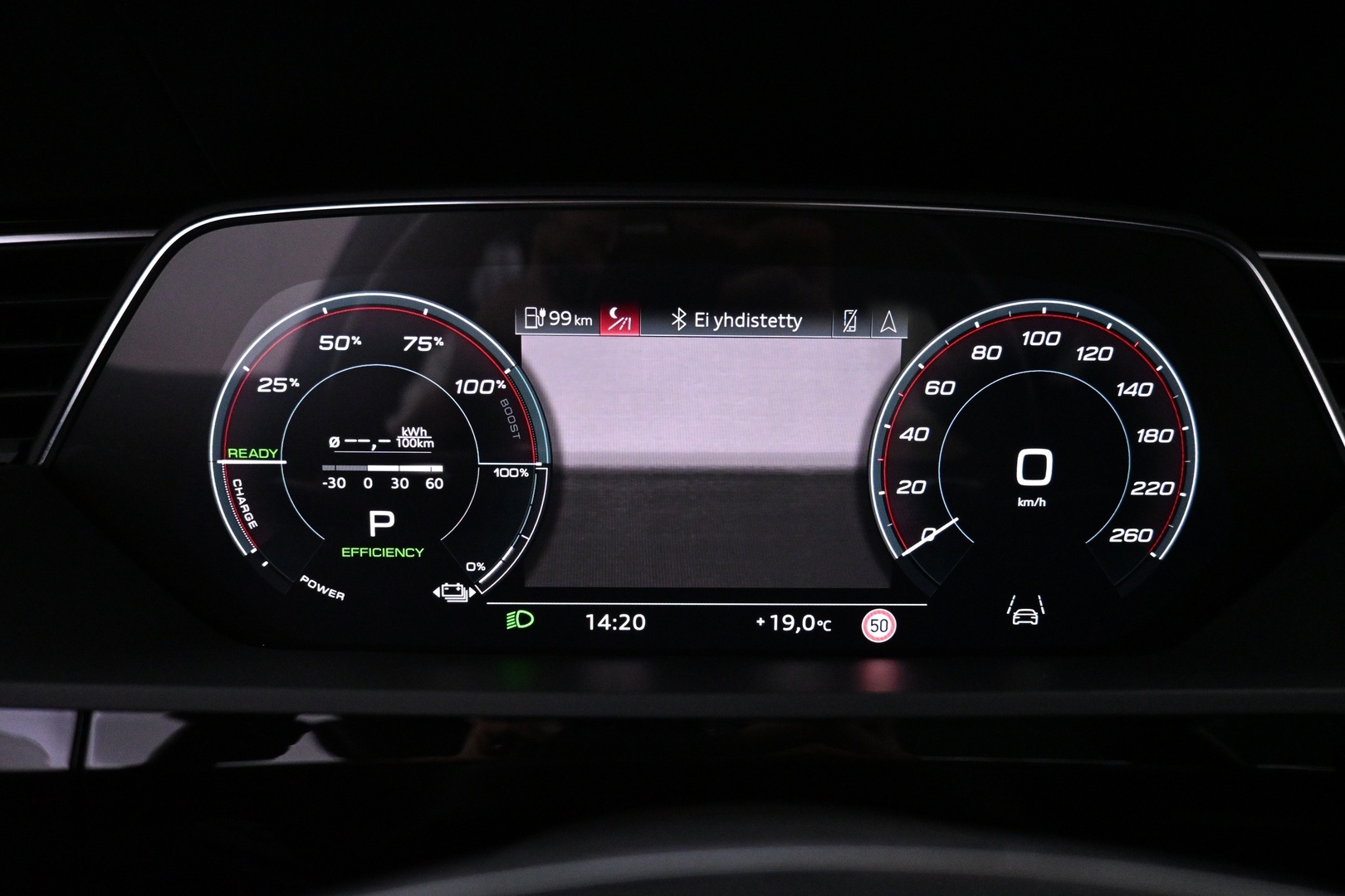 AUDI e-tron 2021