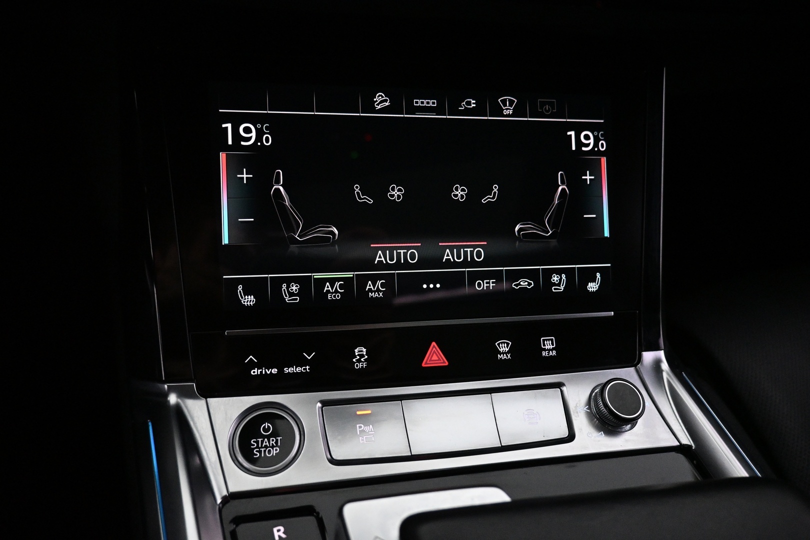 AUDI e-tron 2021