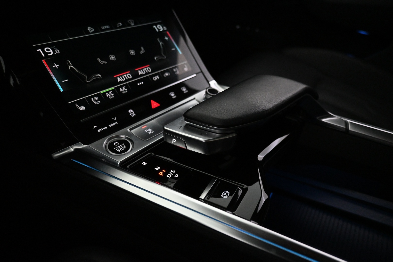 AUDI e-tron 2021
