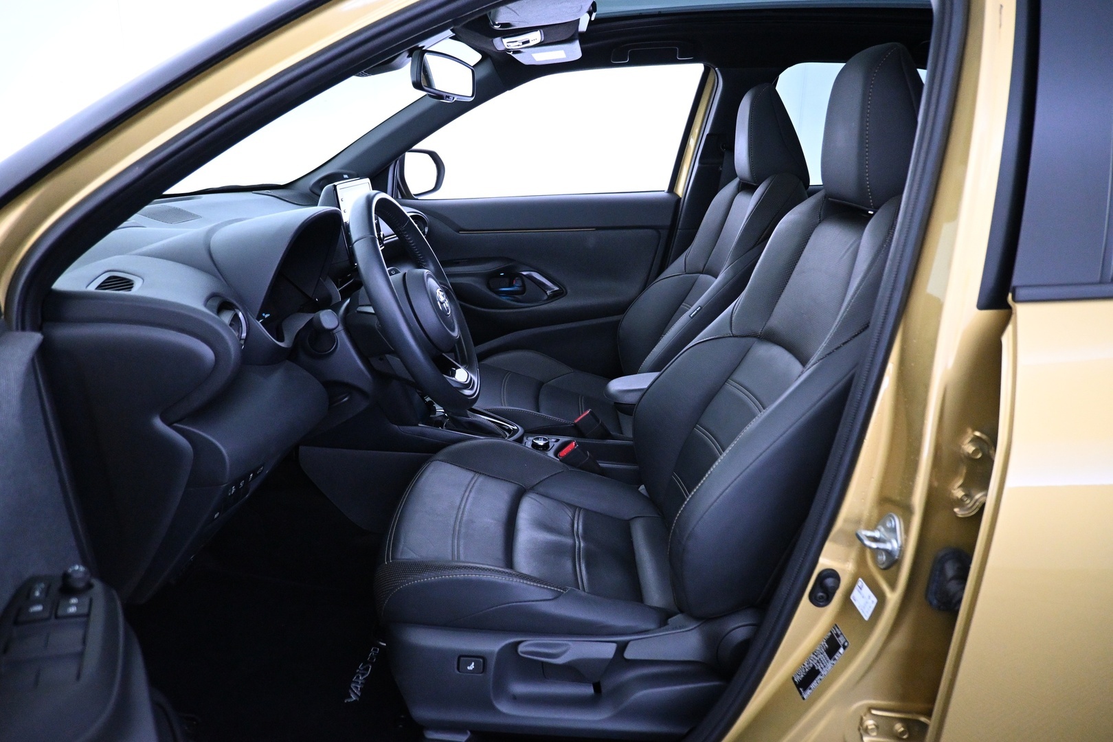 TOYOTA Yaris Cross 2022