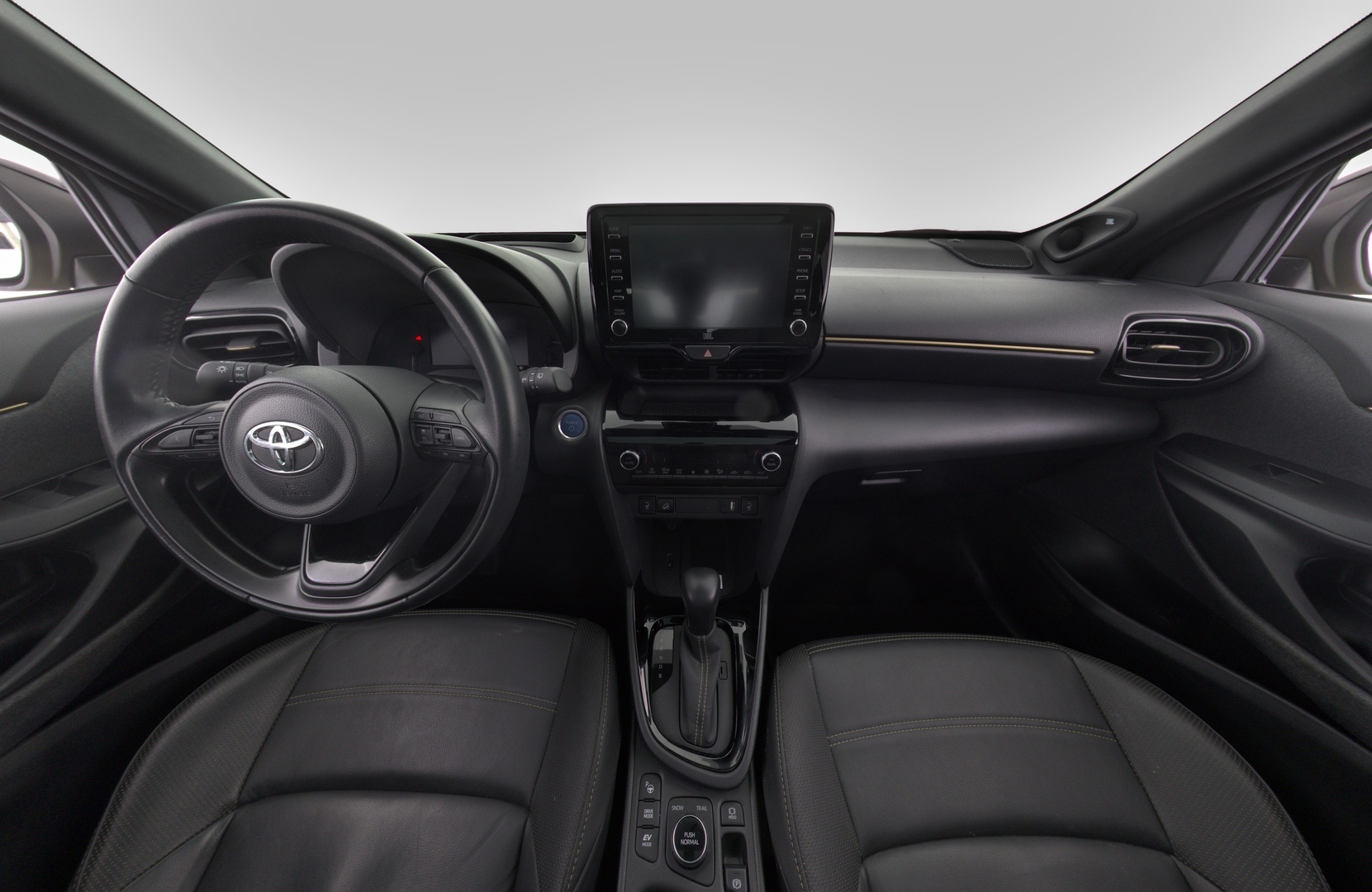 TOYOTA Yaris Cross 2022