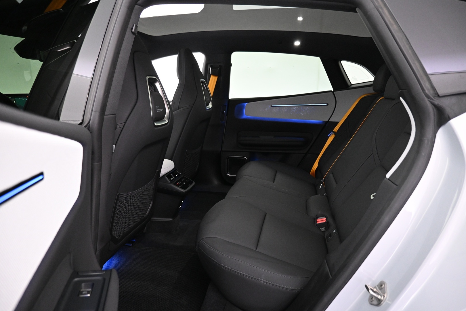 POLESTAR 4 2026