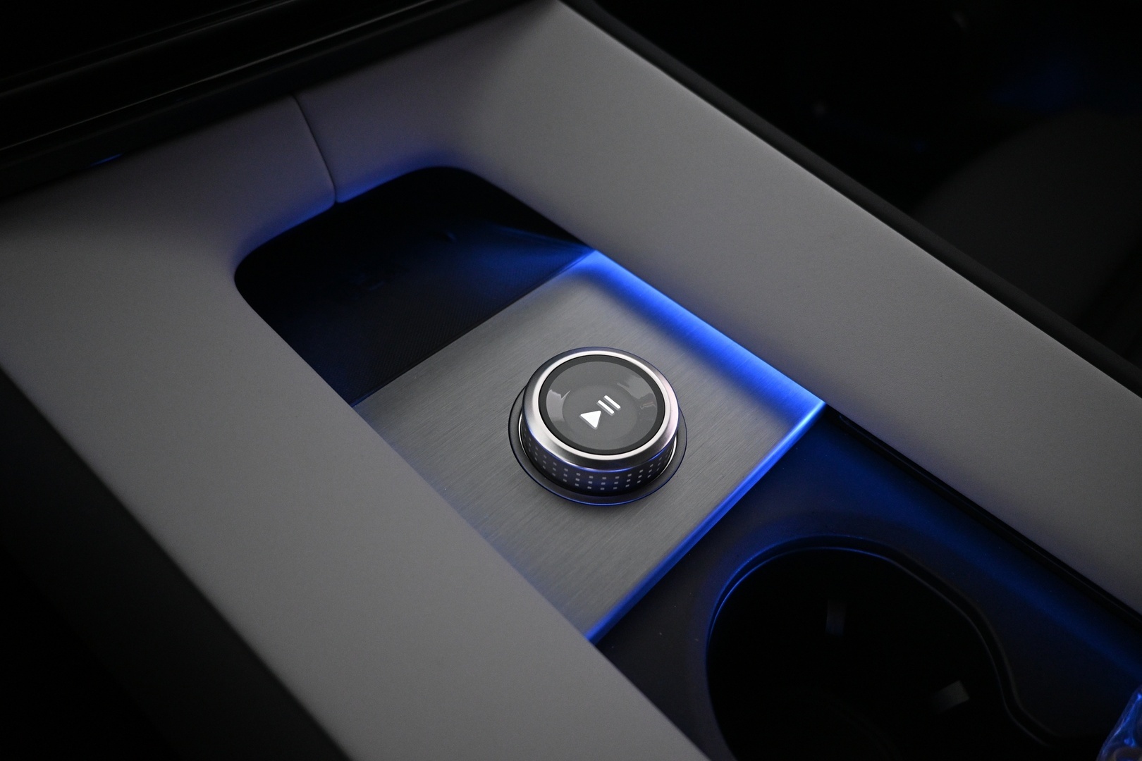 POLESTAR 4 2026