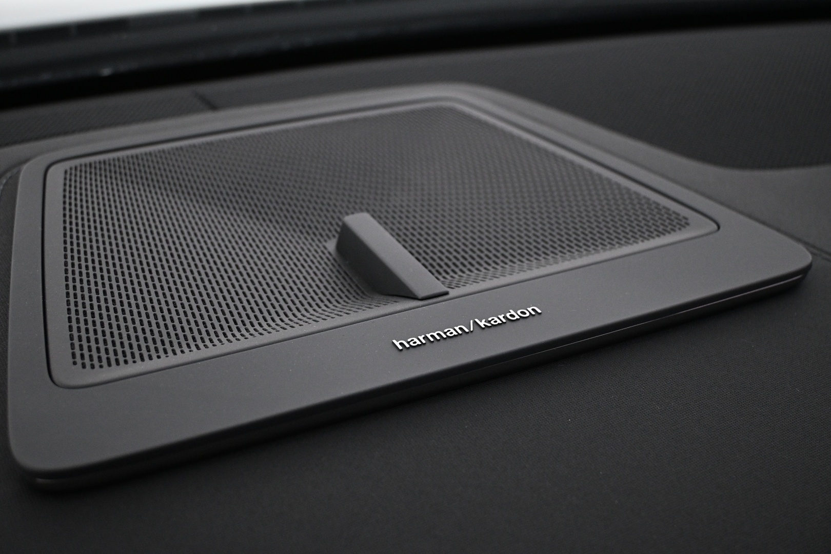 POLESTAR 4 2026