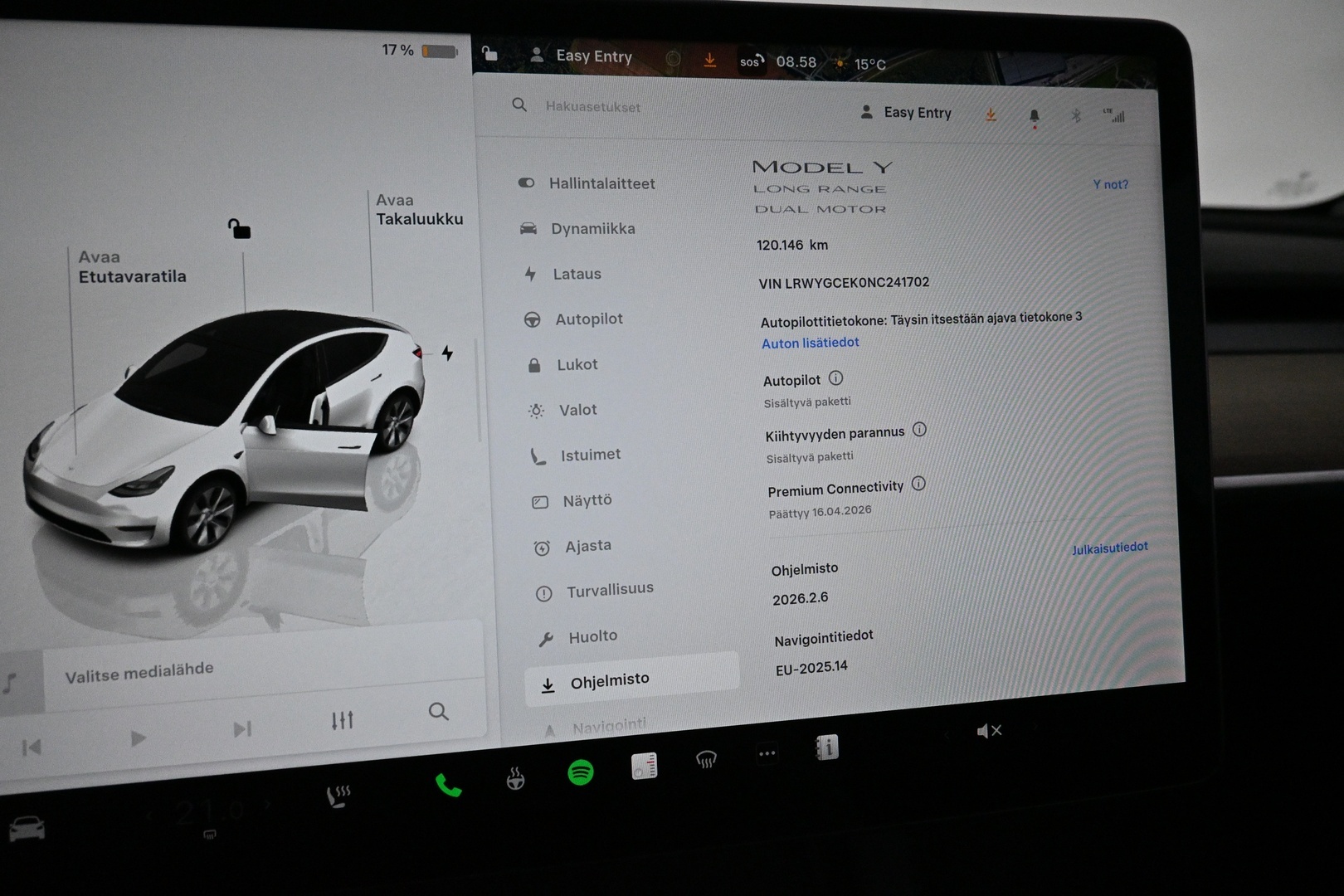 TESLA Model Y 2022