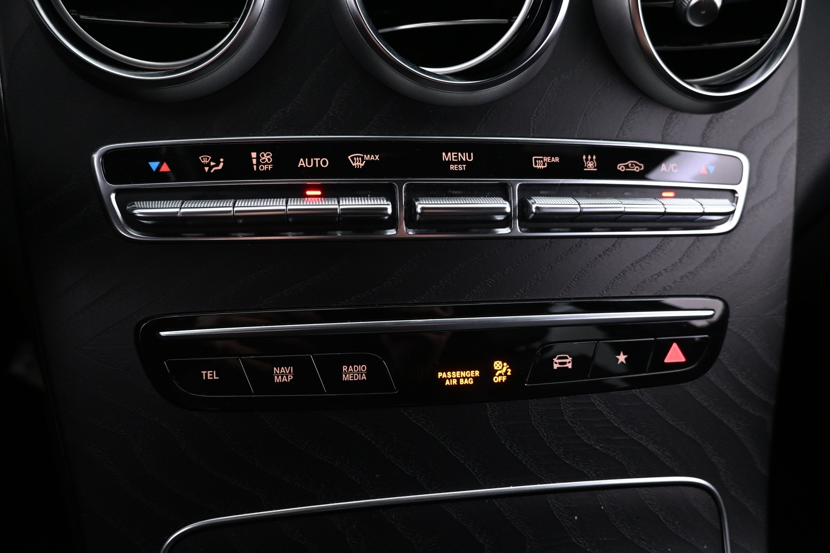 MERCEDES-BENZ GLC 2022